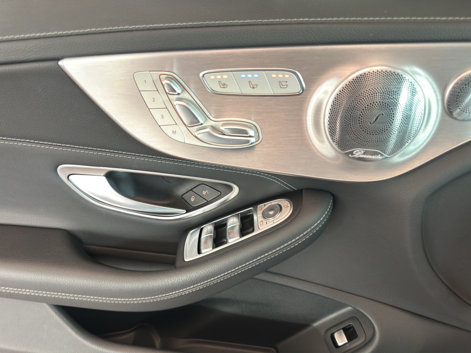 MERCEDES-BENZ C 43 AMG 4Matic-image-12