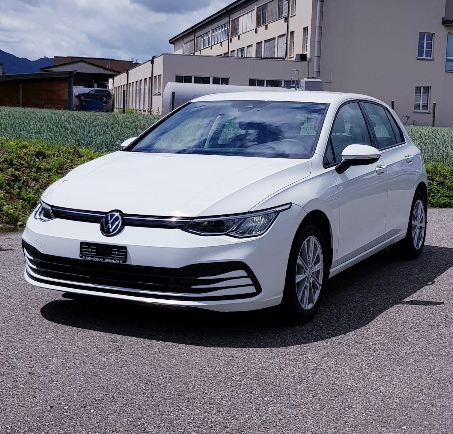 VW Golf 1.0 eTSI mHEV ACTLife DSG-image-1