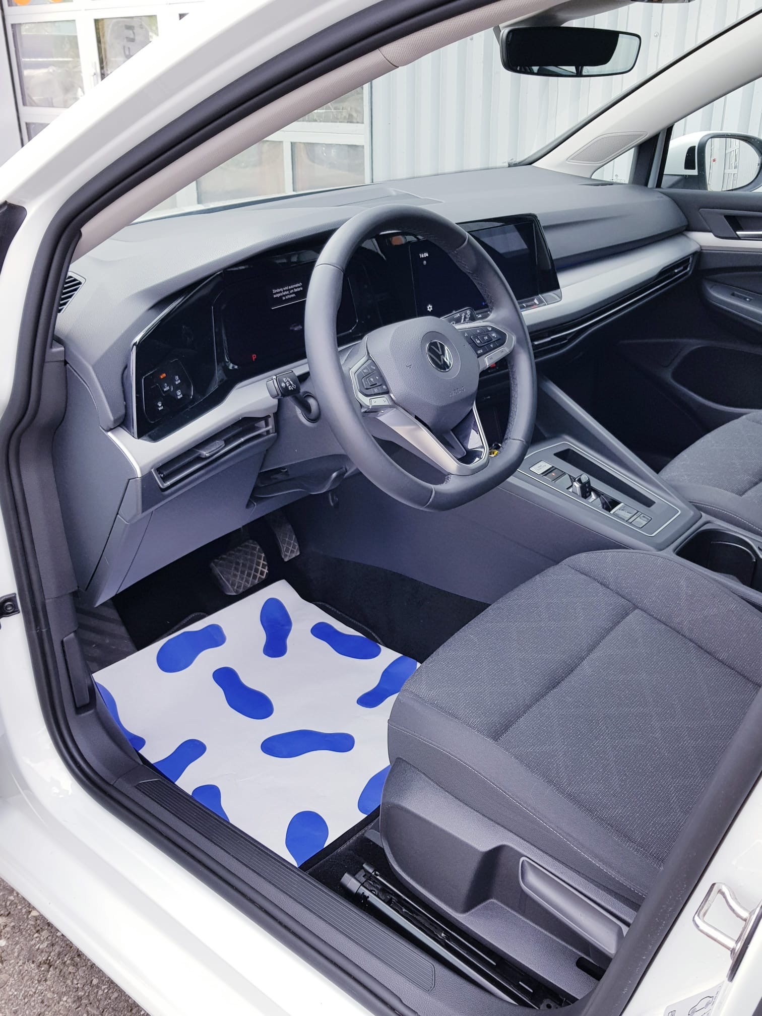 VW Golf 1.0 eTSI mHEV ACTLife DSG-image-5