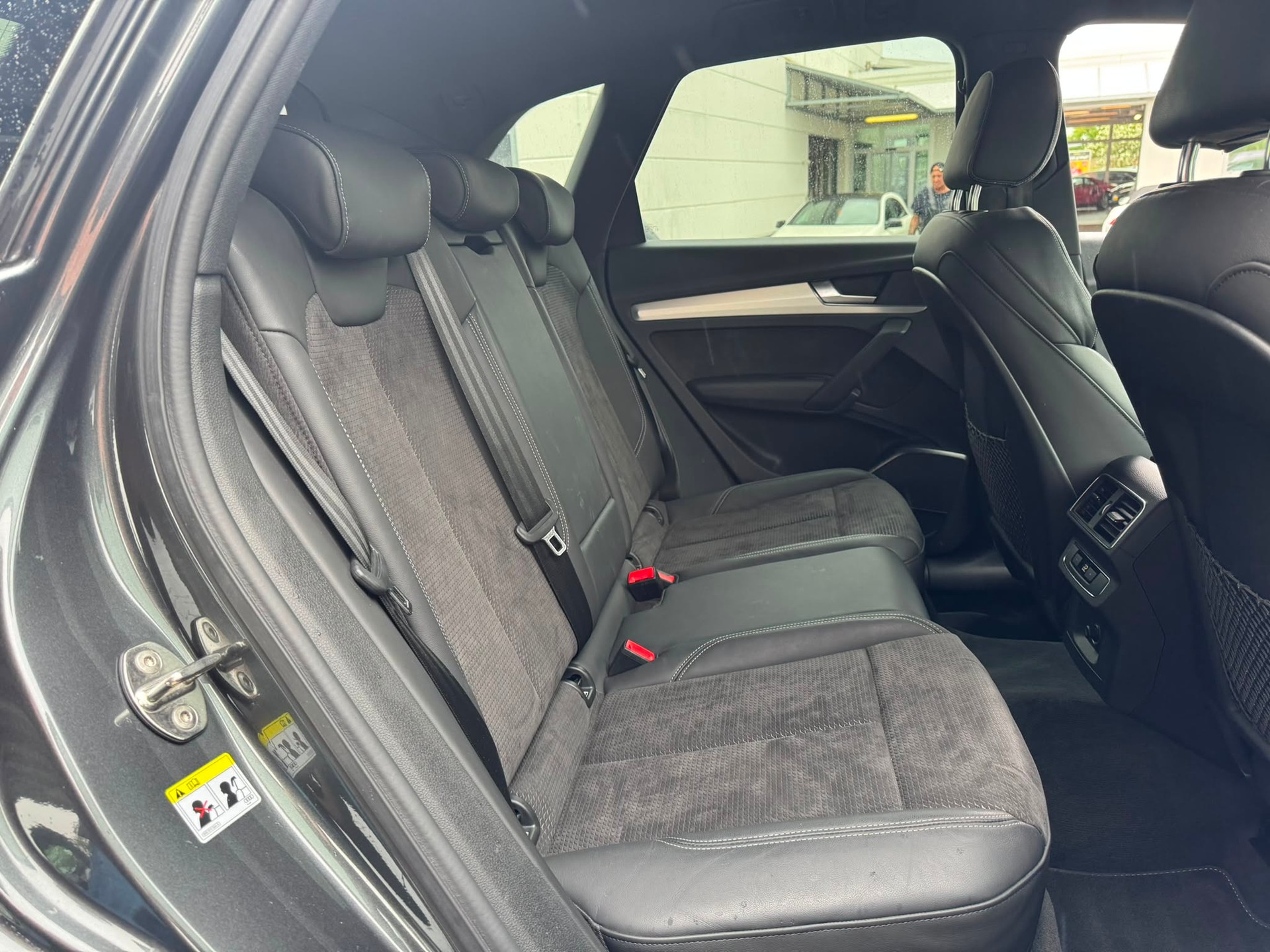 AUDI Q5 40 TDI sport quattro S-tronic-image-15