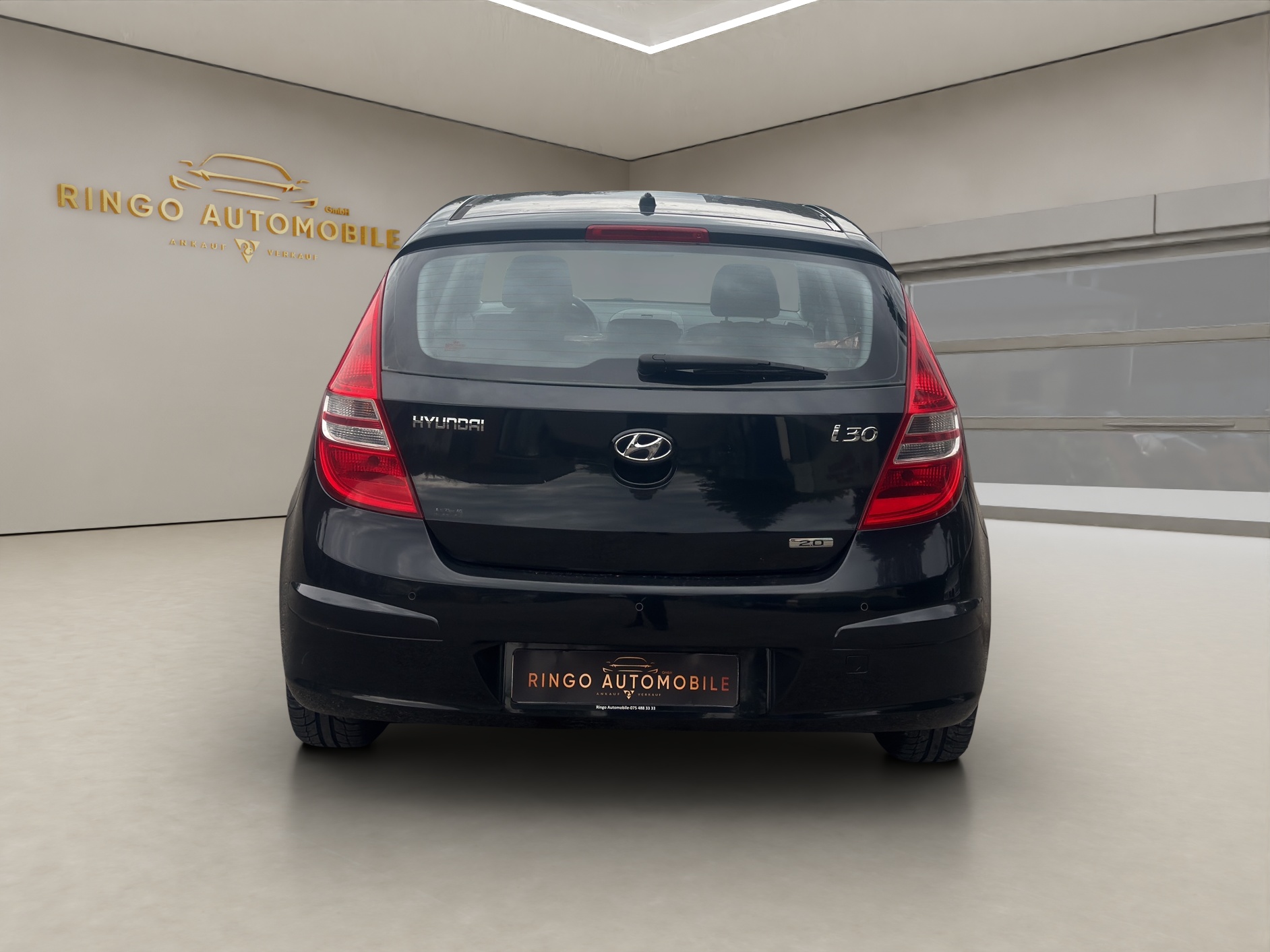 HYUNDAI i30 2.0 Premium-image-5
