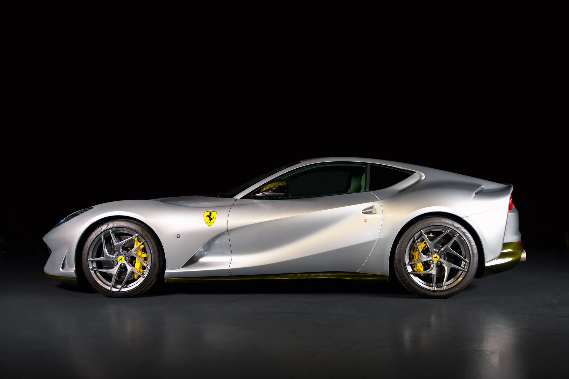 FERRARI 812 Superfast Taylor Made Car-image-3