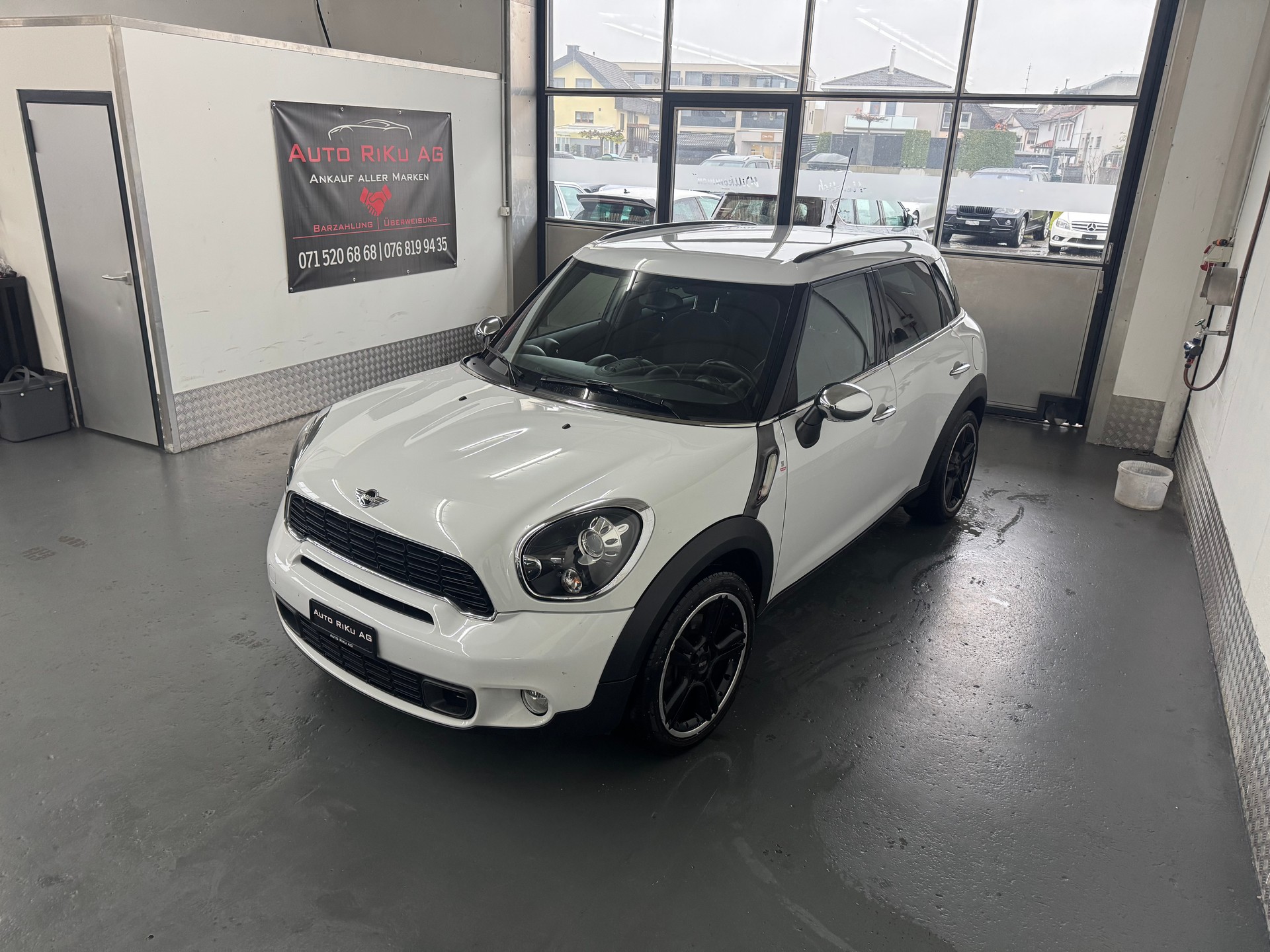 MINI Countryman Cooper S ALL4-image-4