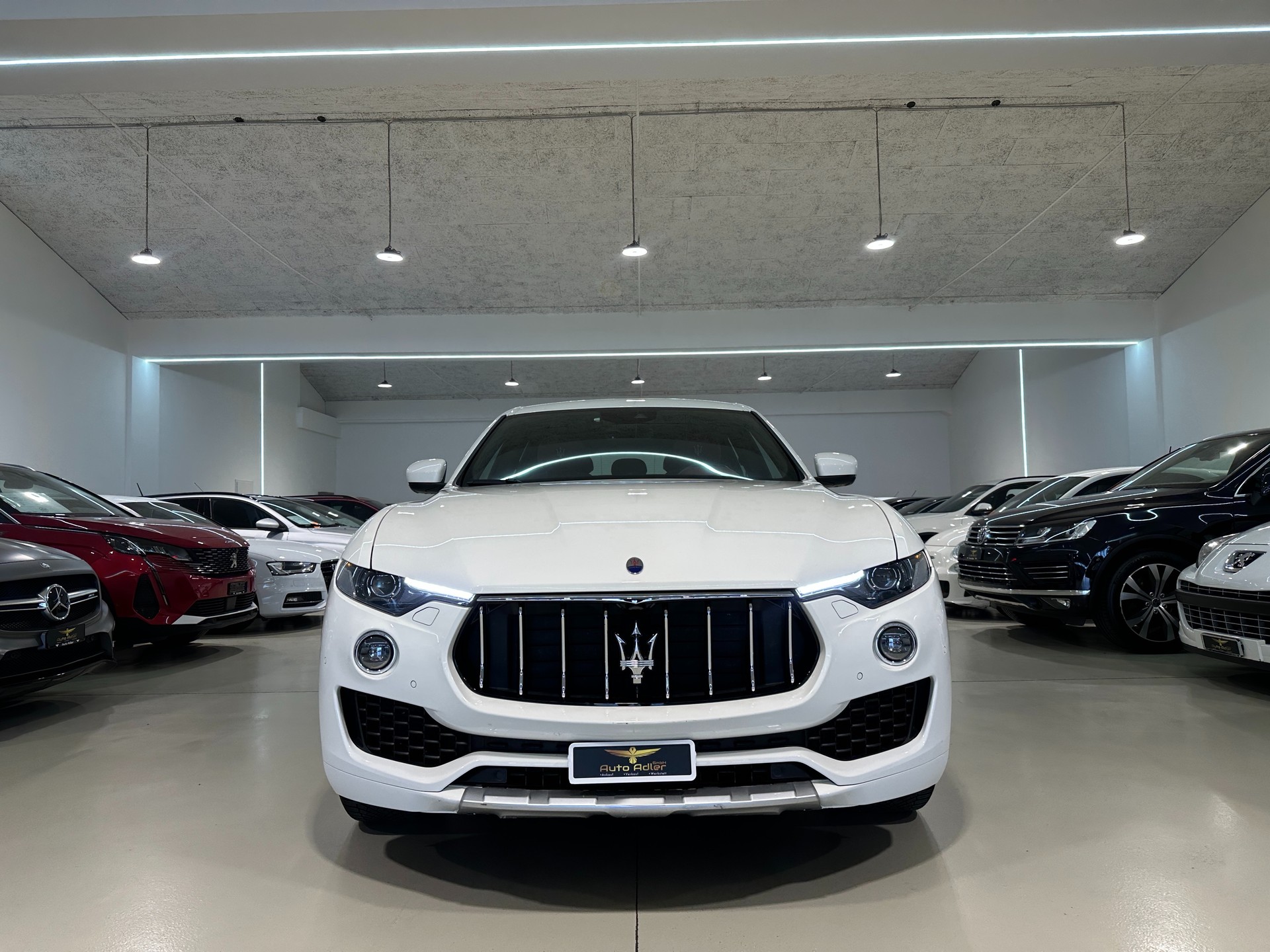 MASERATI Levante 3.0 V6 GranLusso Automatica-image-0