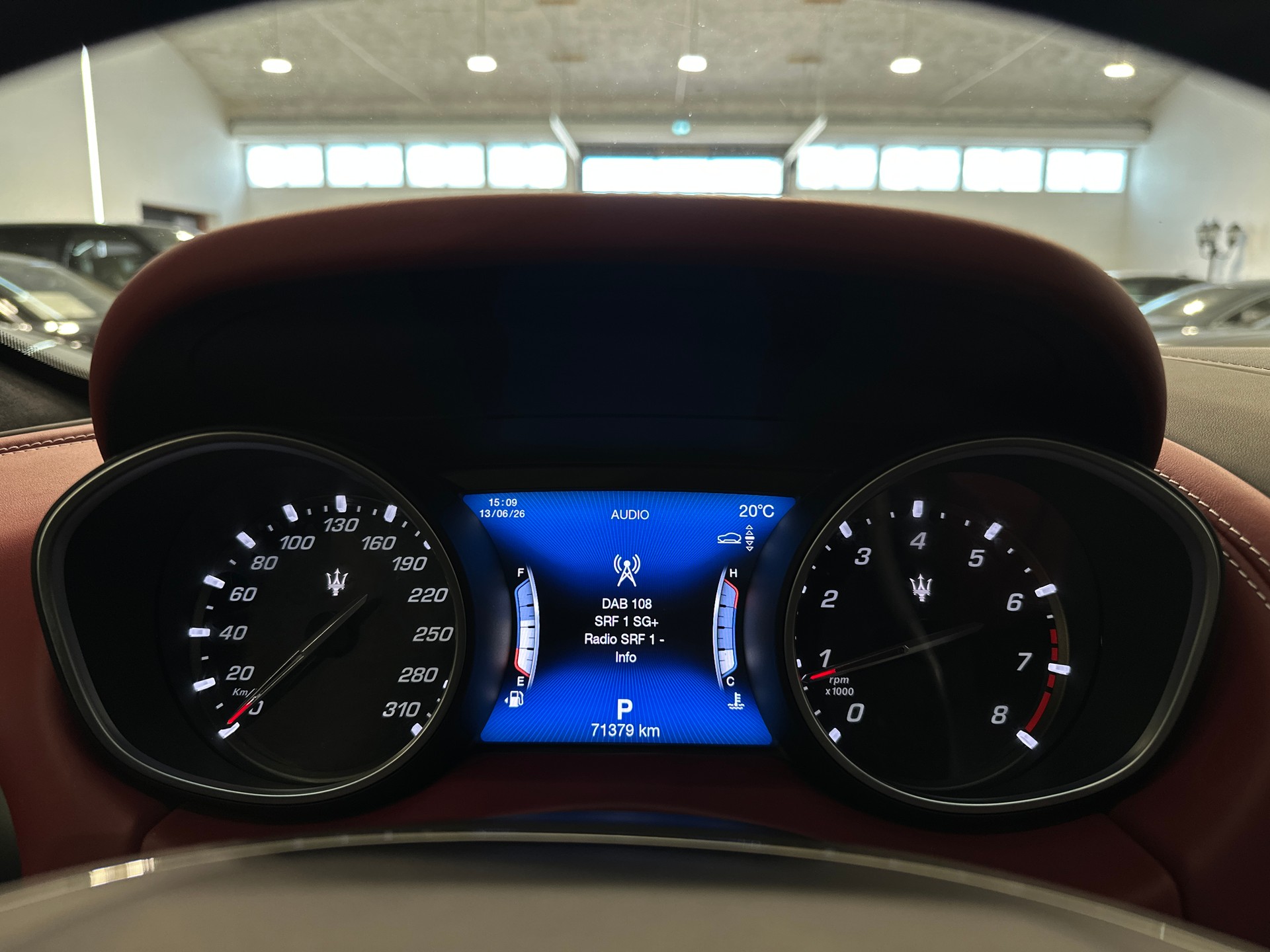 MASERATI Levante 3.0 V6 GranLusso Automatica-image-25