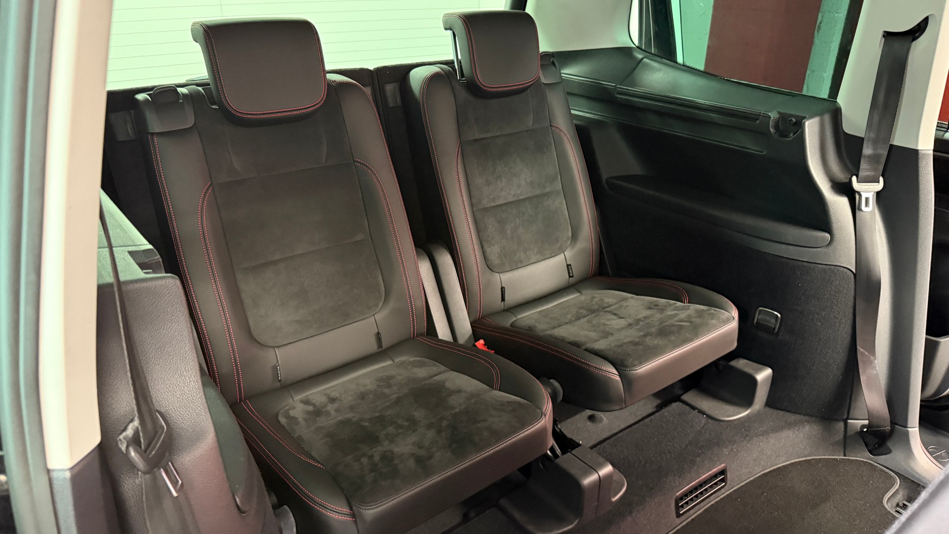 SEAT Alhambra 2.0 TDI FR Line 4Drive, CH FZ, mit Hammer Ausstattung, 8 fach berädert, AHK 2400kg., LederAlk. 1 Jahr Garantie M&G-image-14