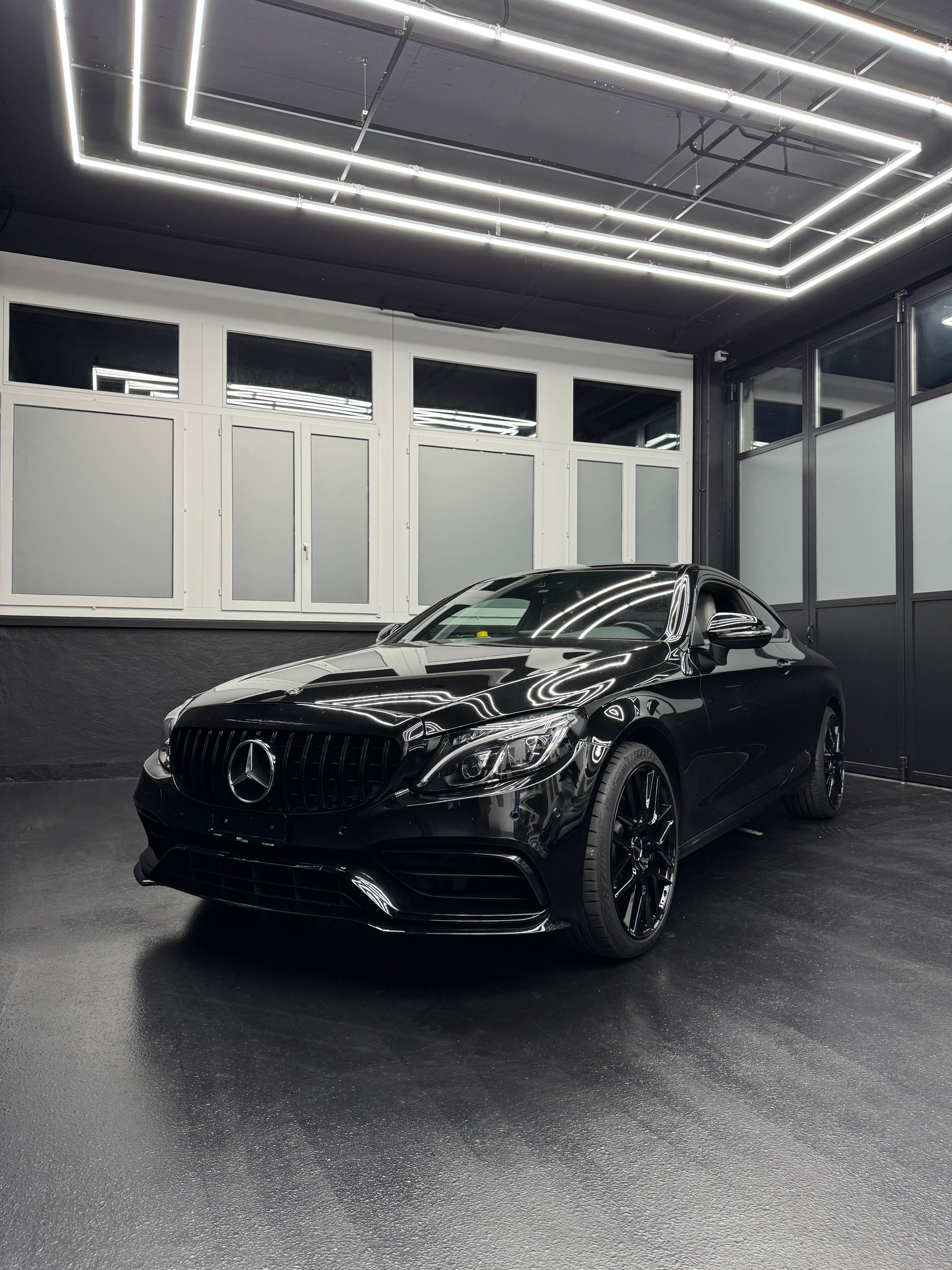 MERCEDES-BENZ C 250 d Coupé 9G-Tronic 4Matic-image-1