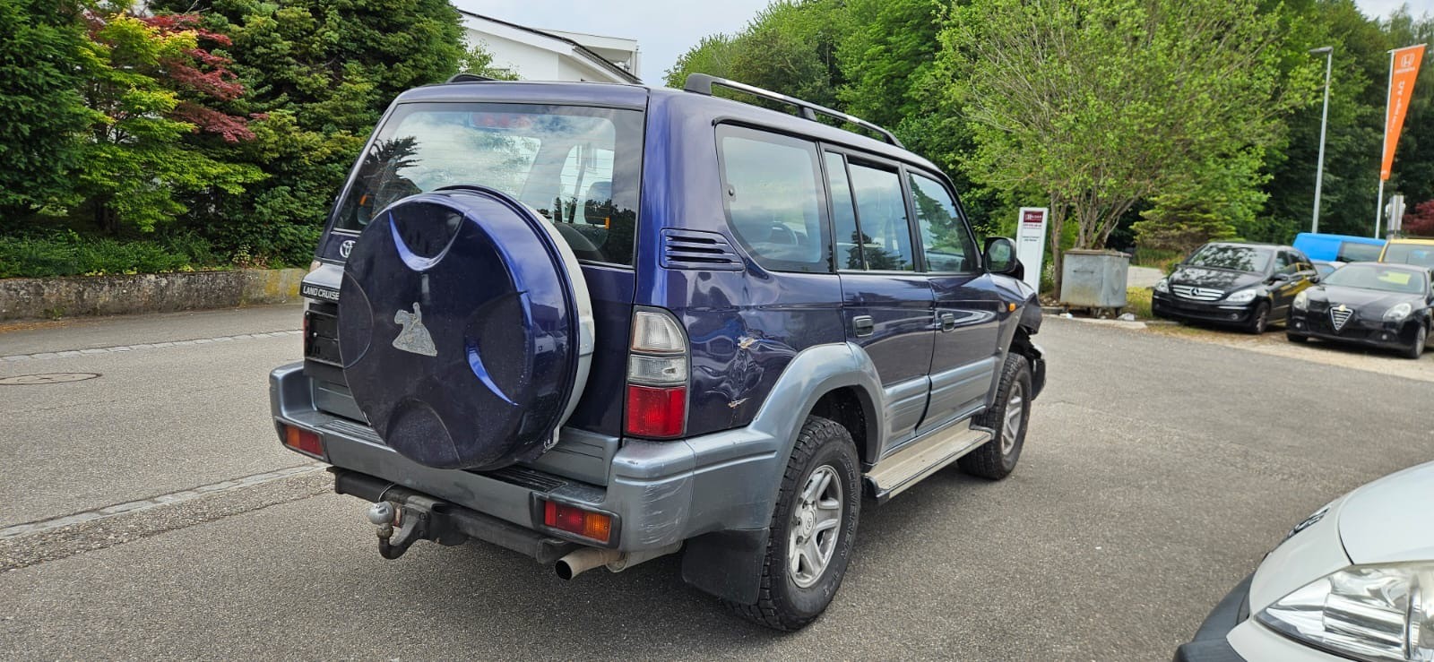 TOYOTA Land Cruiser 300 3.4 V6 Saloon-image-0