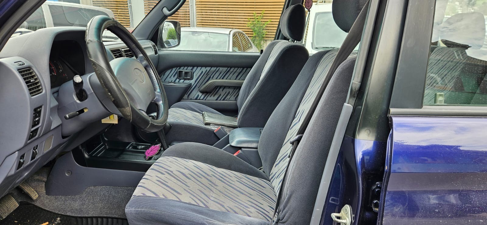 TOYOTA Land Cruiser 300 3.4 V6 Saloon-image-7