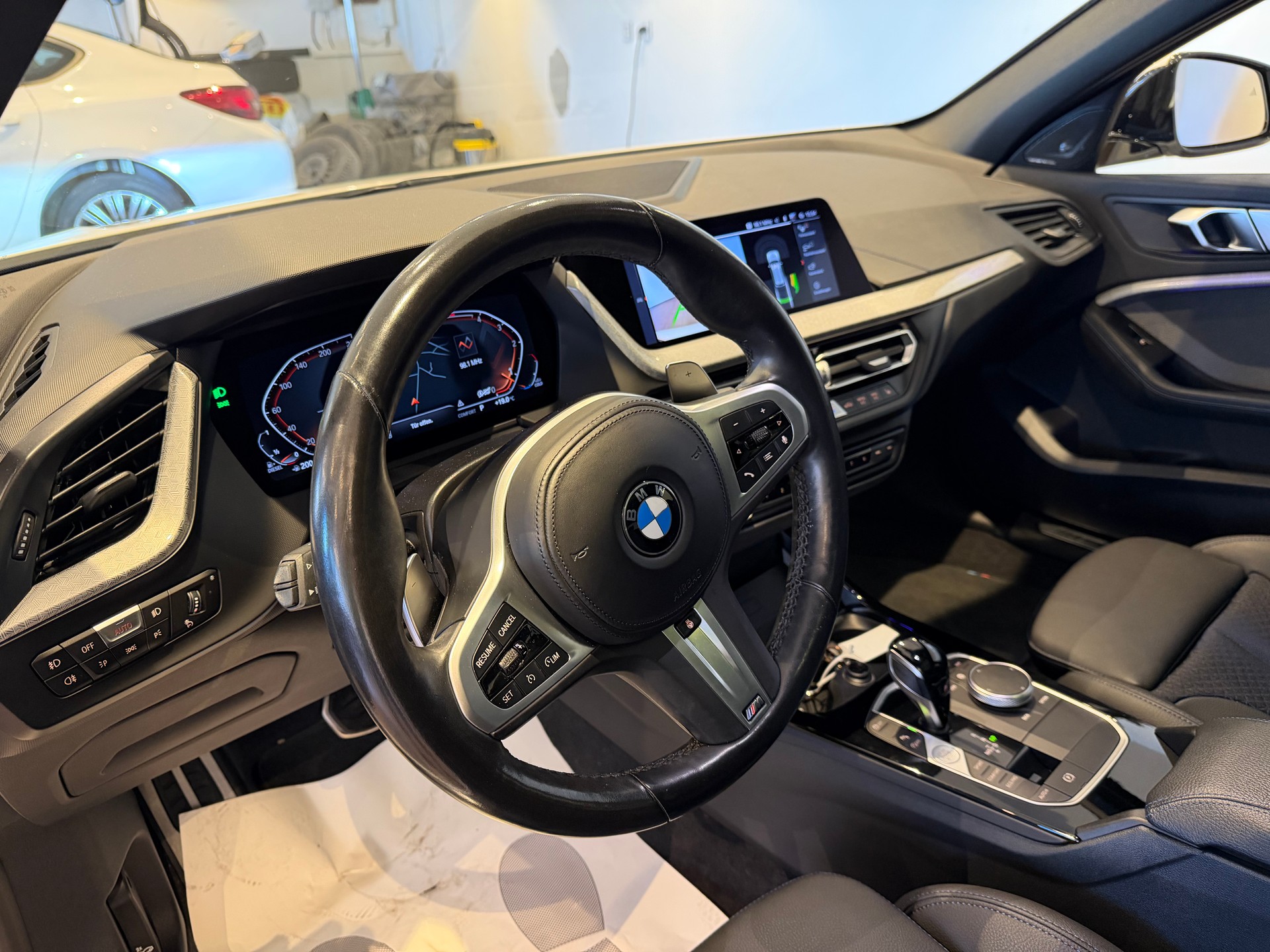 BMW 120d xDrive M Sport-image-15