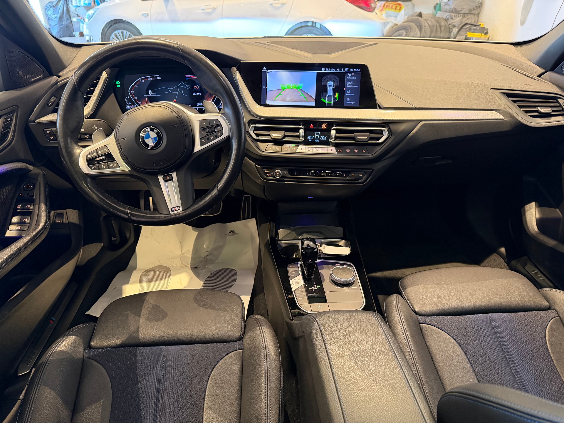 BMW 120d xDrive M Sport-image-12