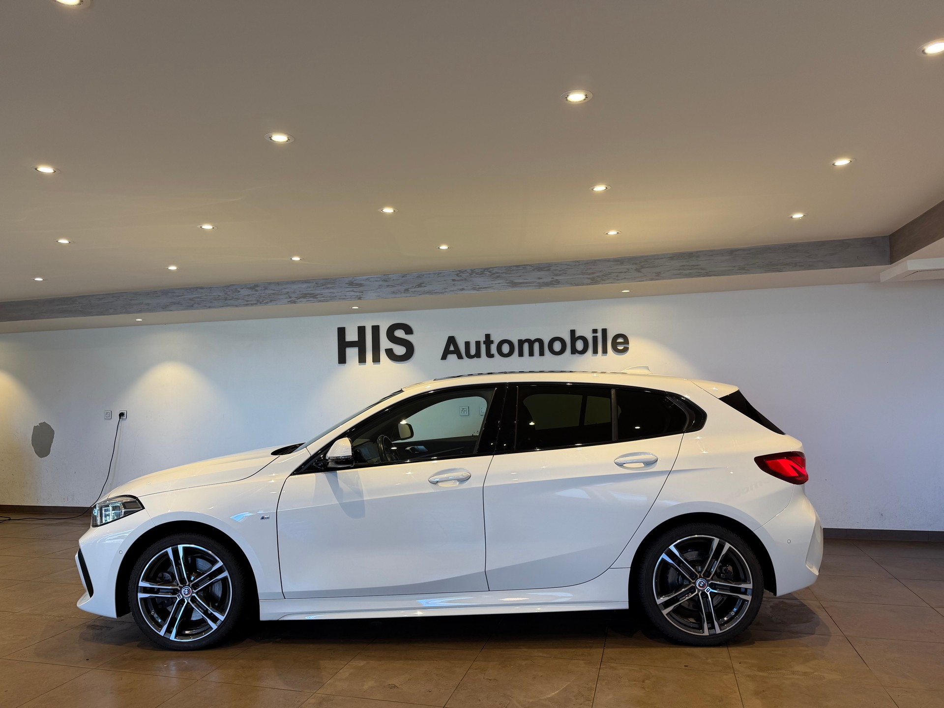 BMW 120d xDrive M Sport-image-3