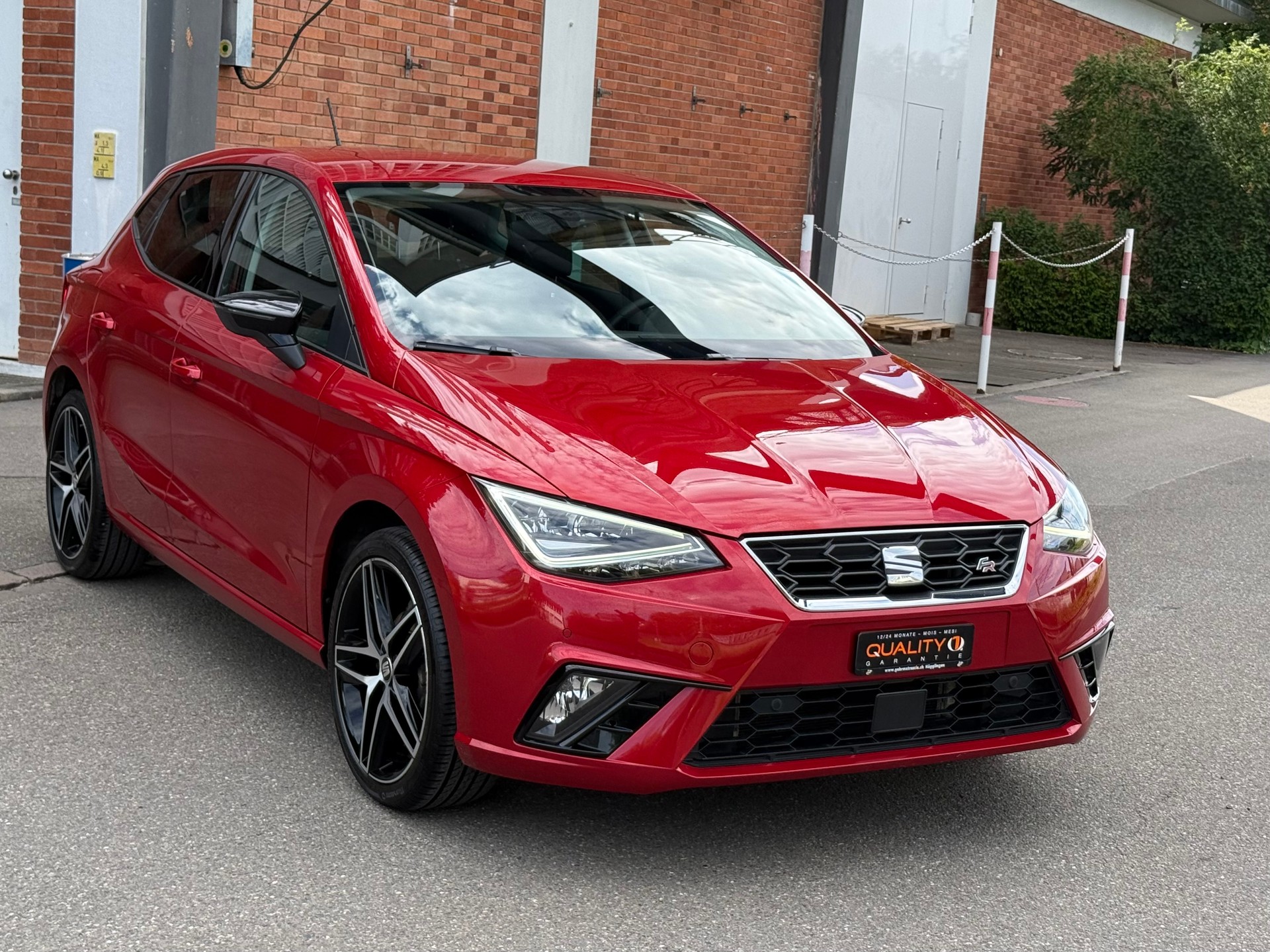 SEAT Ibiza 1.0 TGI CNG Swiss FR Evolution-image-1