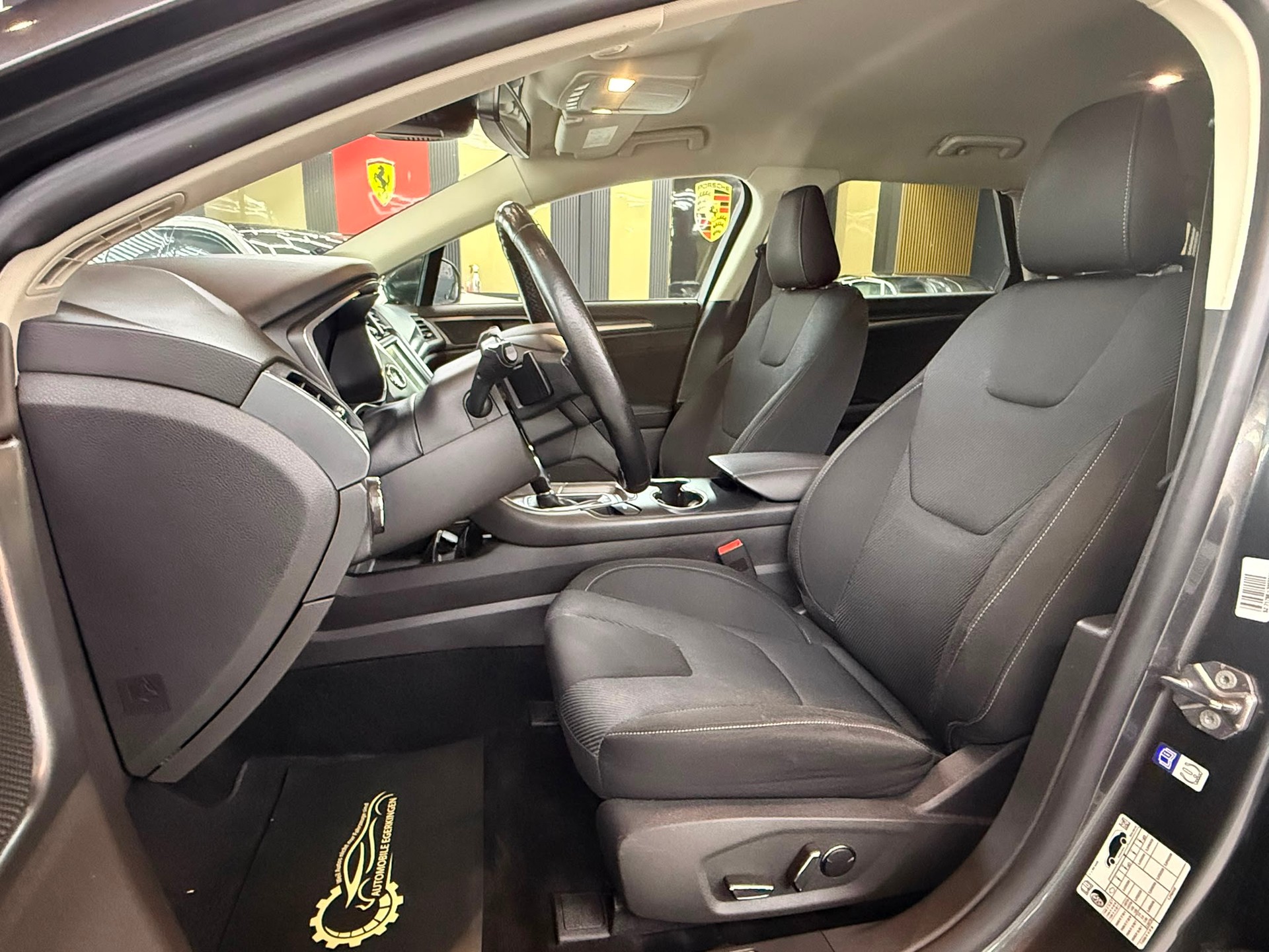 FORD Mondeo 2.0 TDCi Titanium PowerShift-image-9