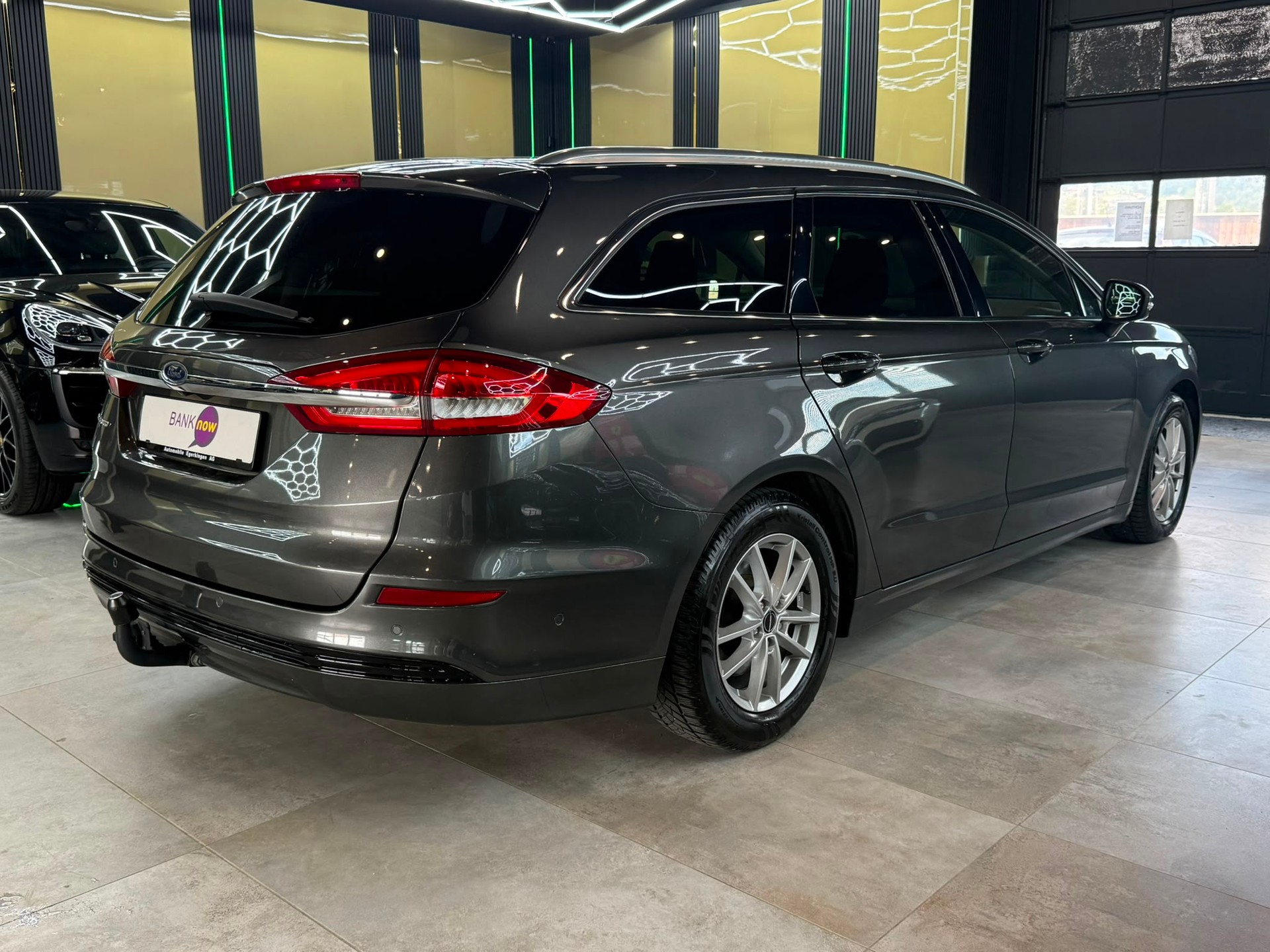 FORD Mondeo 2.0 TDCi Titanium PowerShift-image-4