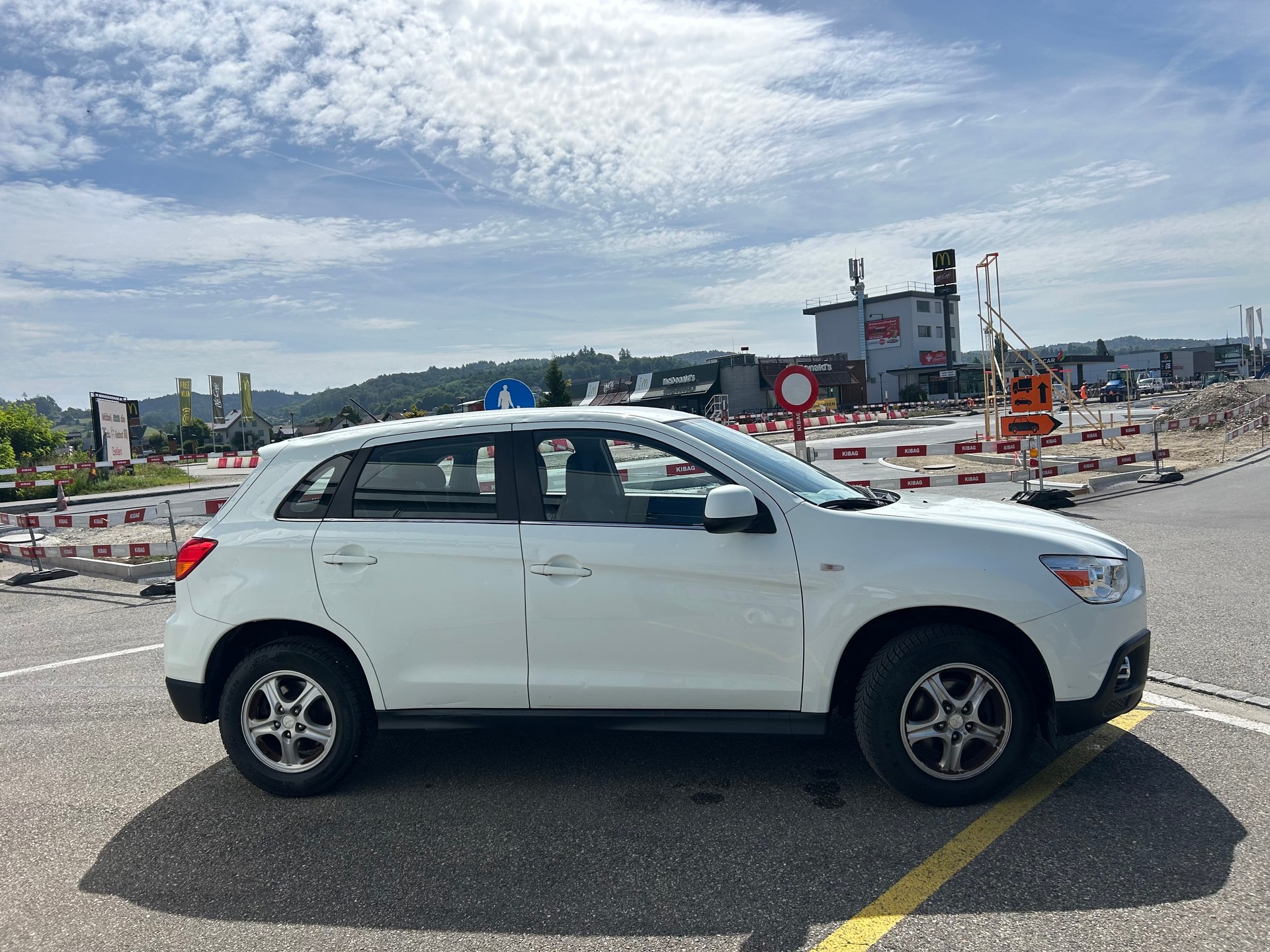MITSUBISHI ASX 1.6 Super Jubilé 2WD-image-3
