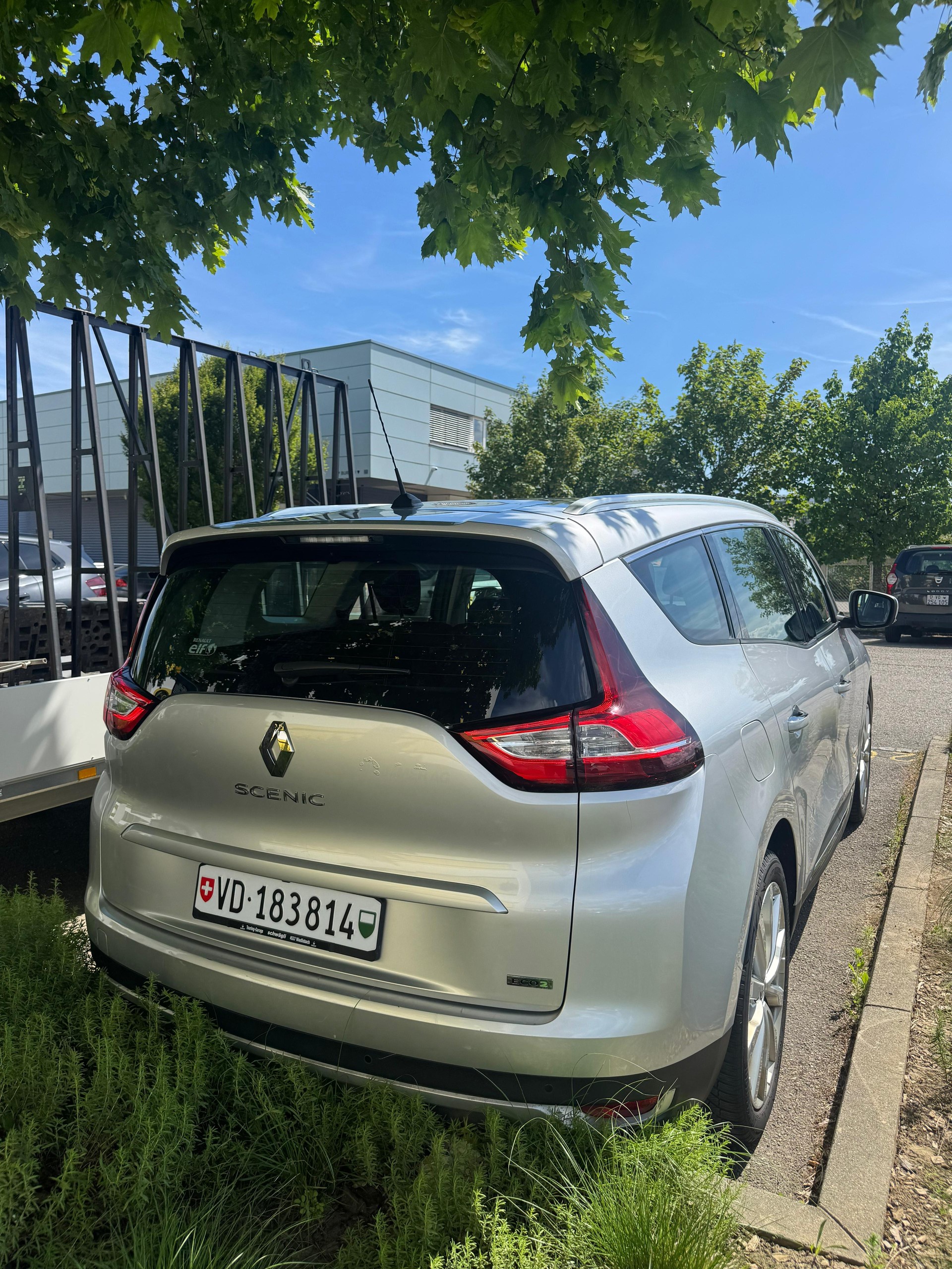 RENAULT Grand Scénic 1.5 dCi Bose EDC-image-3