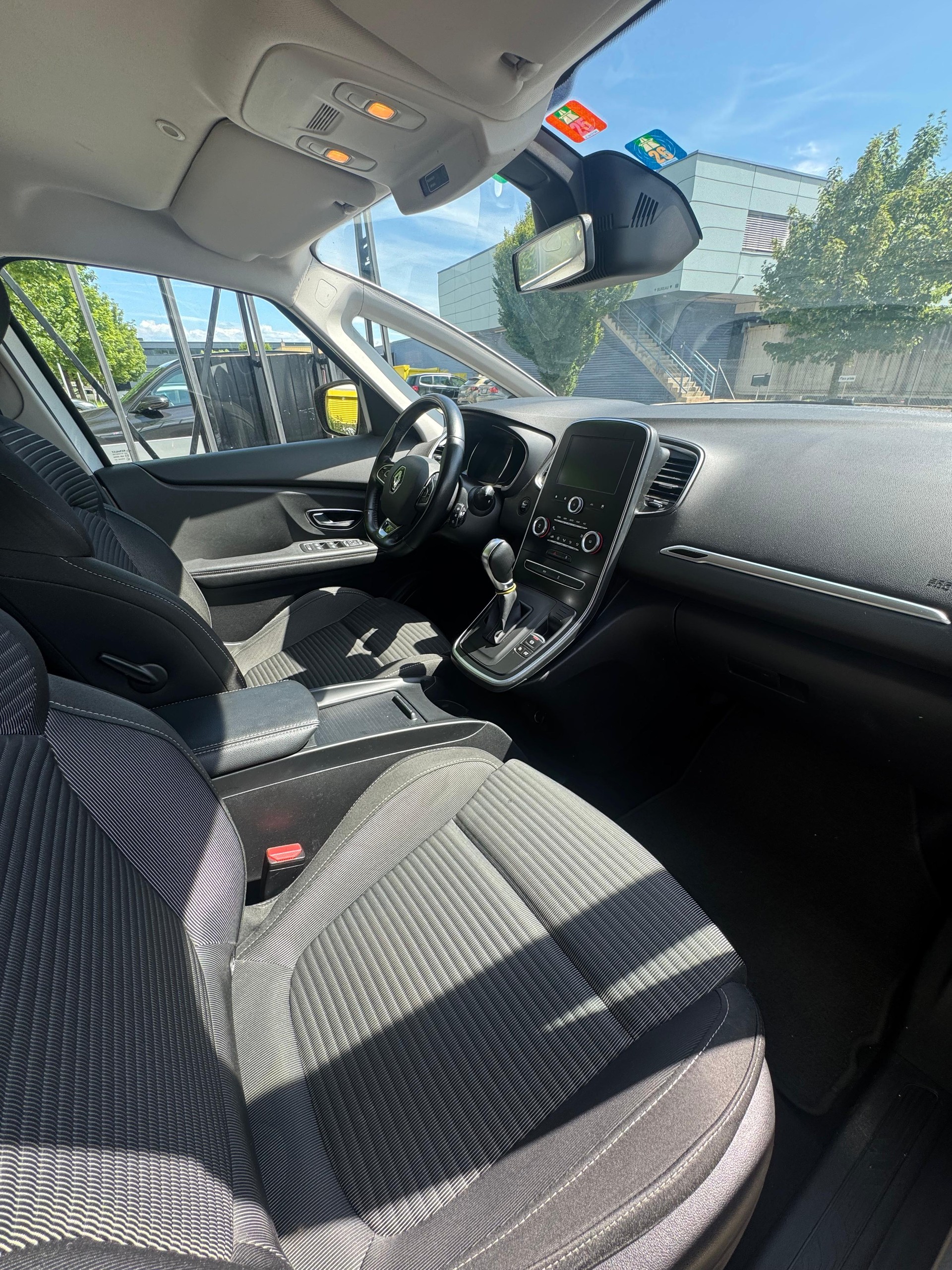 RENAULT Grand Scénic 1.5 dCi Bose EDC-image-8