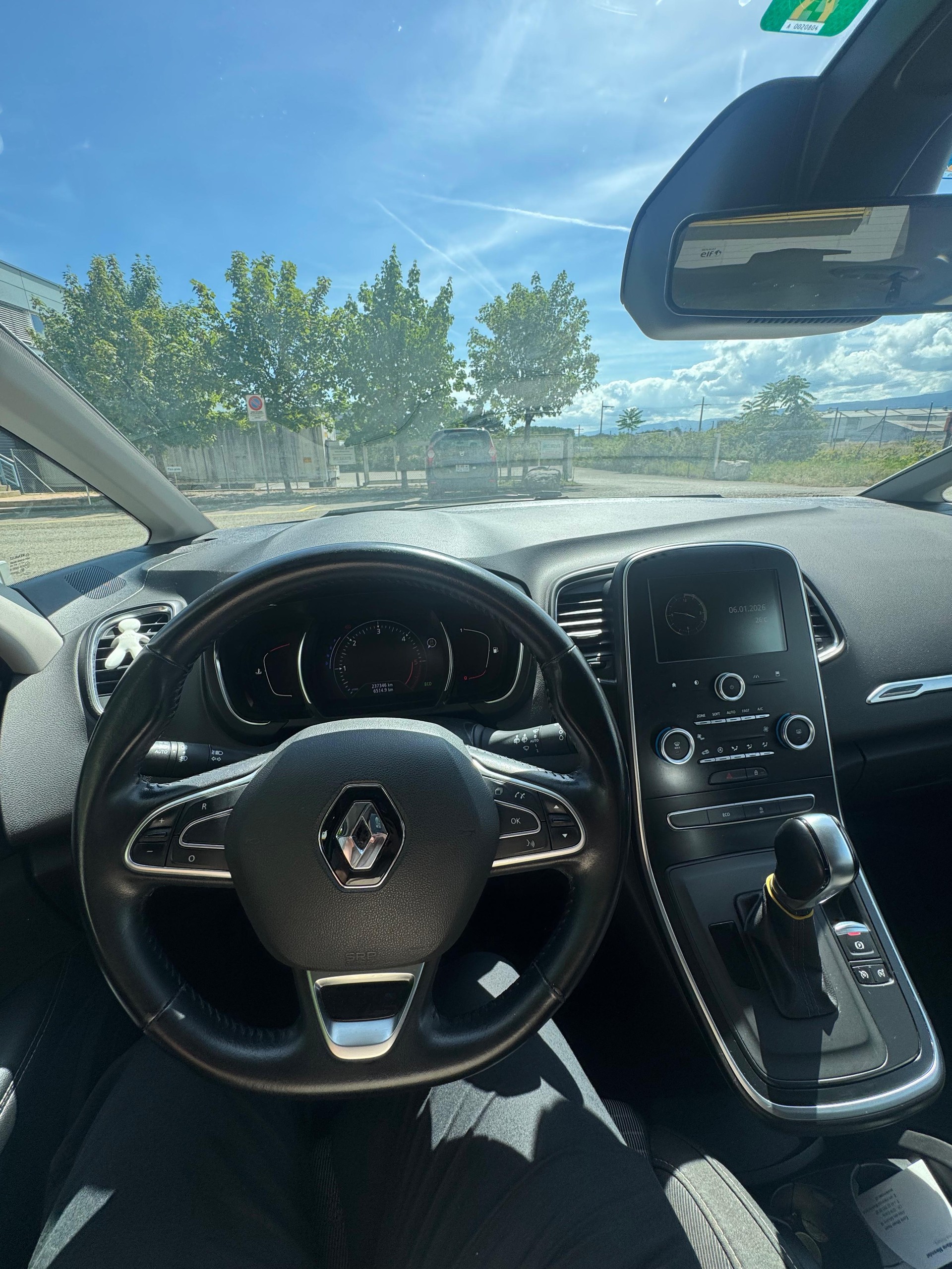 RENAULT Grand Scénic 1.5 dCi Bose EDC-image-9