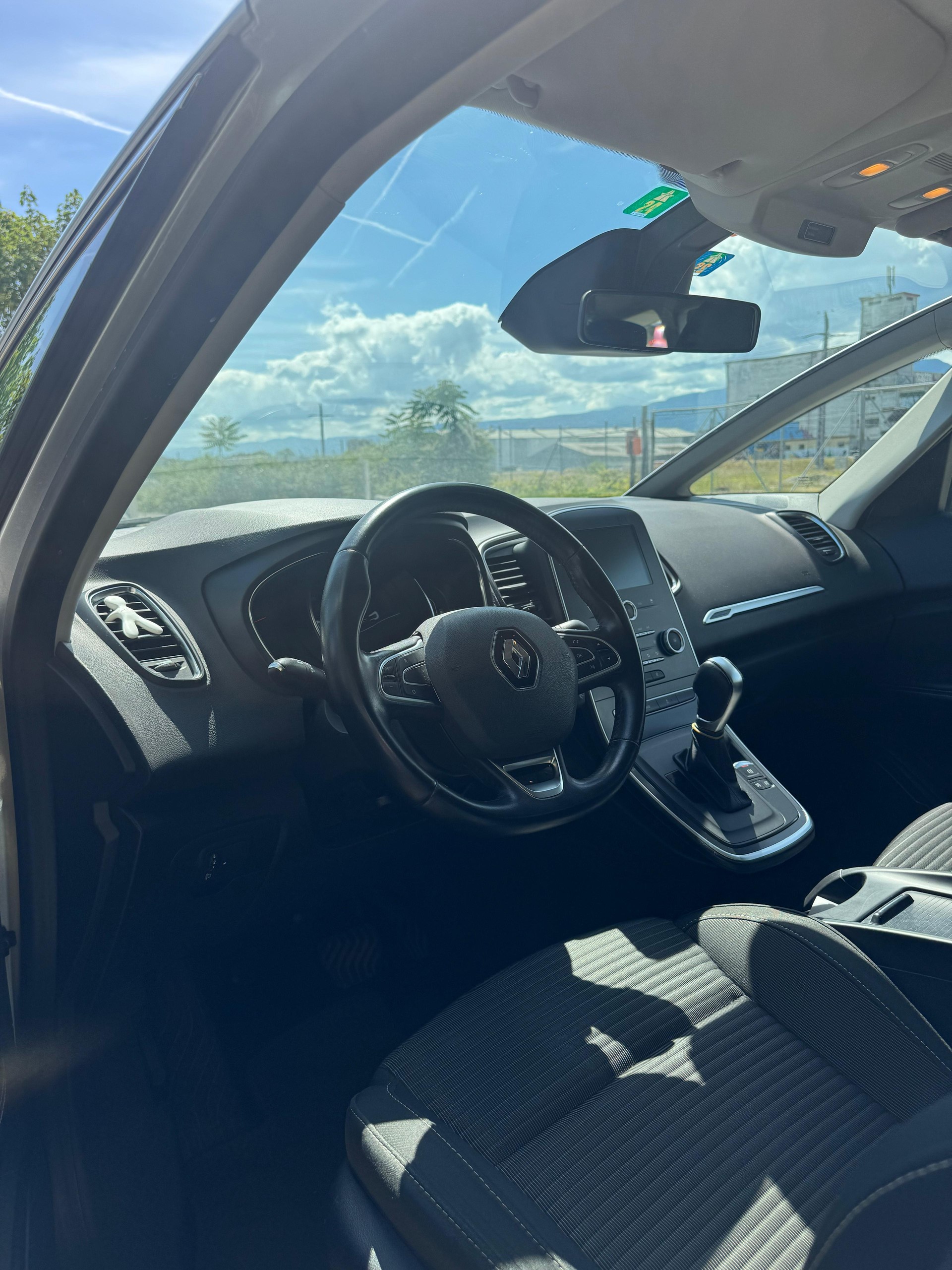 RENAULT Grand Scénic 1.5 dCi Bose EDC-image-10