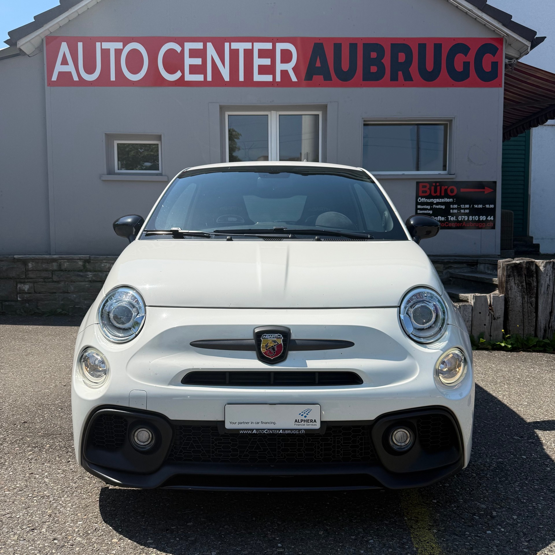 FIAT 595 1.4 16V Turbo Abarth 70 Anniversario-image-3