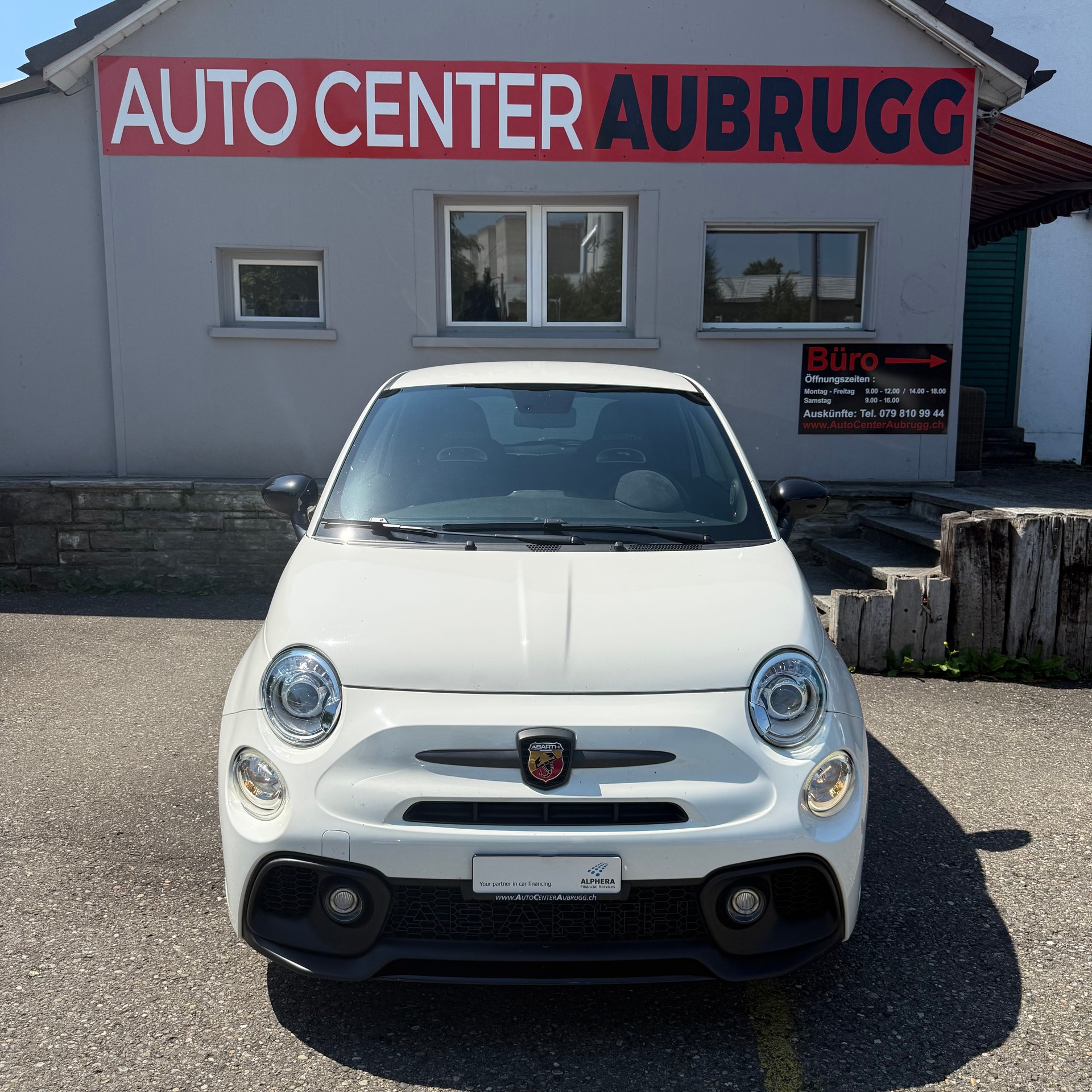 FIAT 595 1.4 16V Turbo Abarth 70 Anniversario-image-2