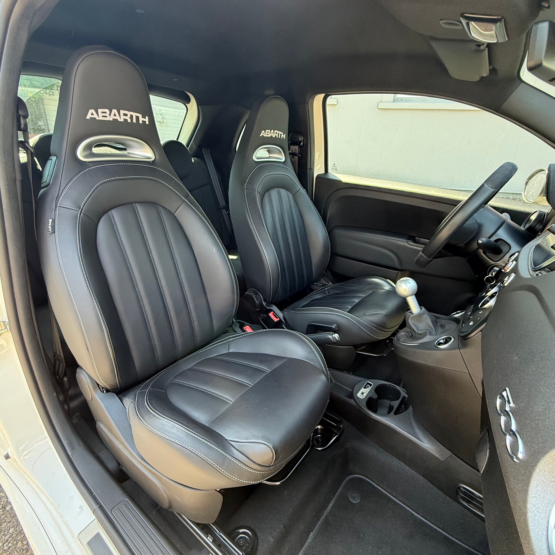 FIAT 595 1.4 16V Turbo Abarth 70 Anniversario-image-11