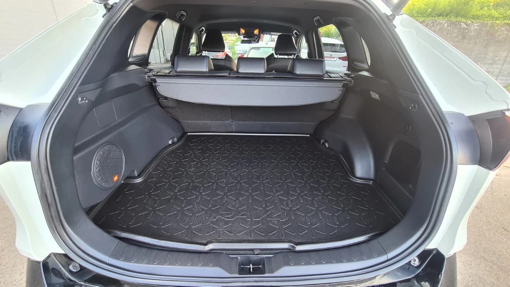 TOYOTA RAV-4 2.5 HSD Premium e-CVT 4WD ** 222 PS ** Voll-Leder ** Gr-Navi ** RF-Kamera ** Abstandsregelsysteme ** Ab MFK & Service **-image-7
