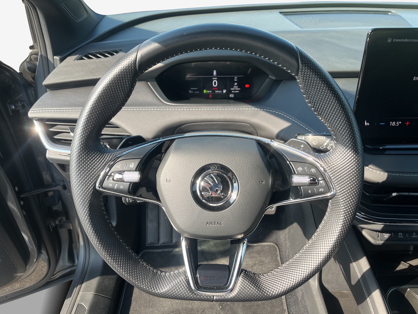 SKODA Enyaq iV 80x SportLine-image-10