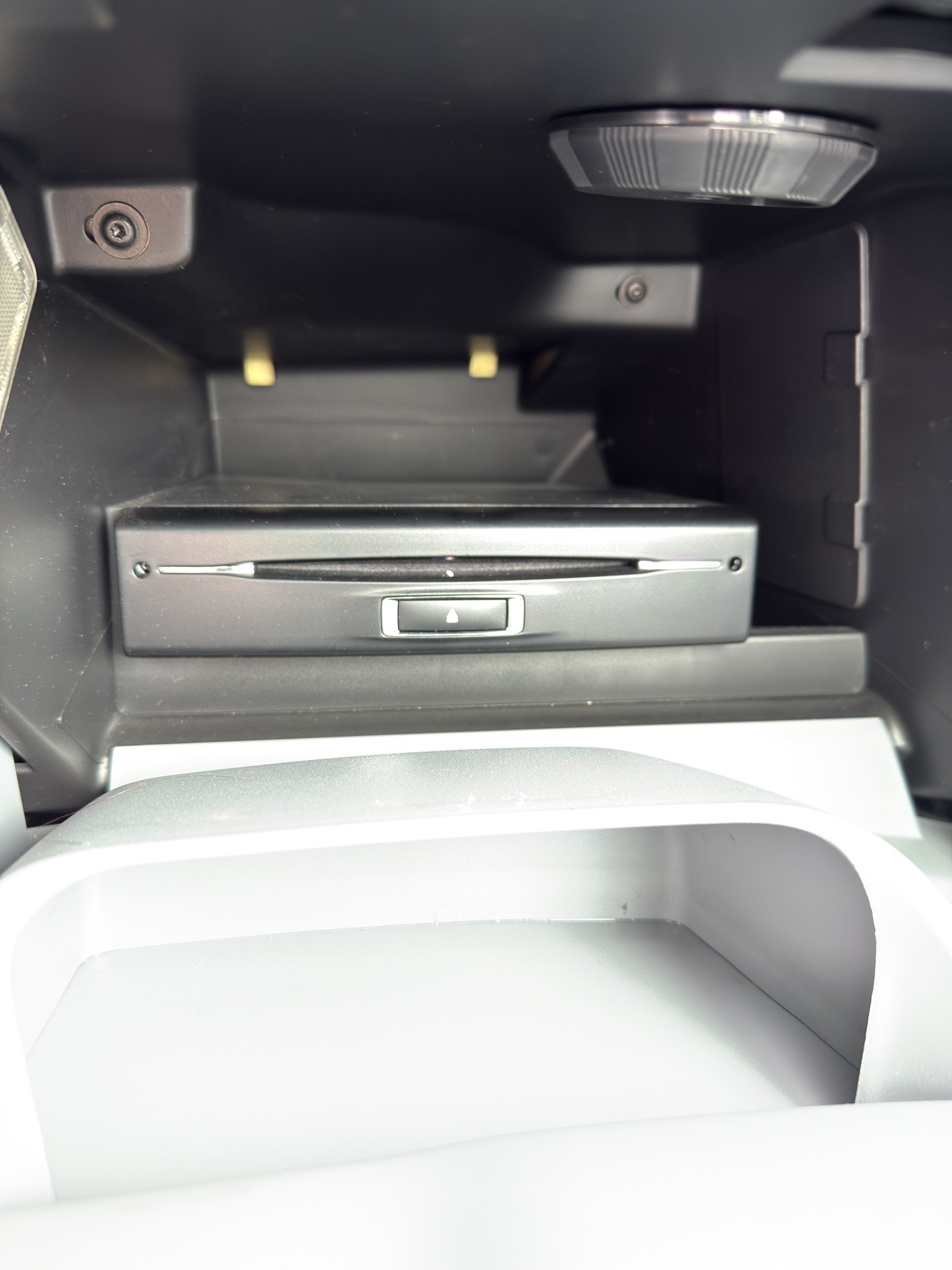 PEUGEOT 208 1.6 VTI Allure-image-15