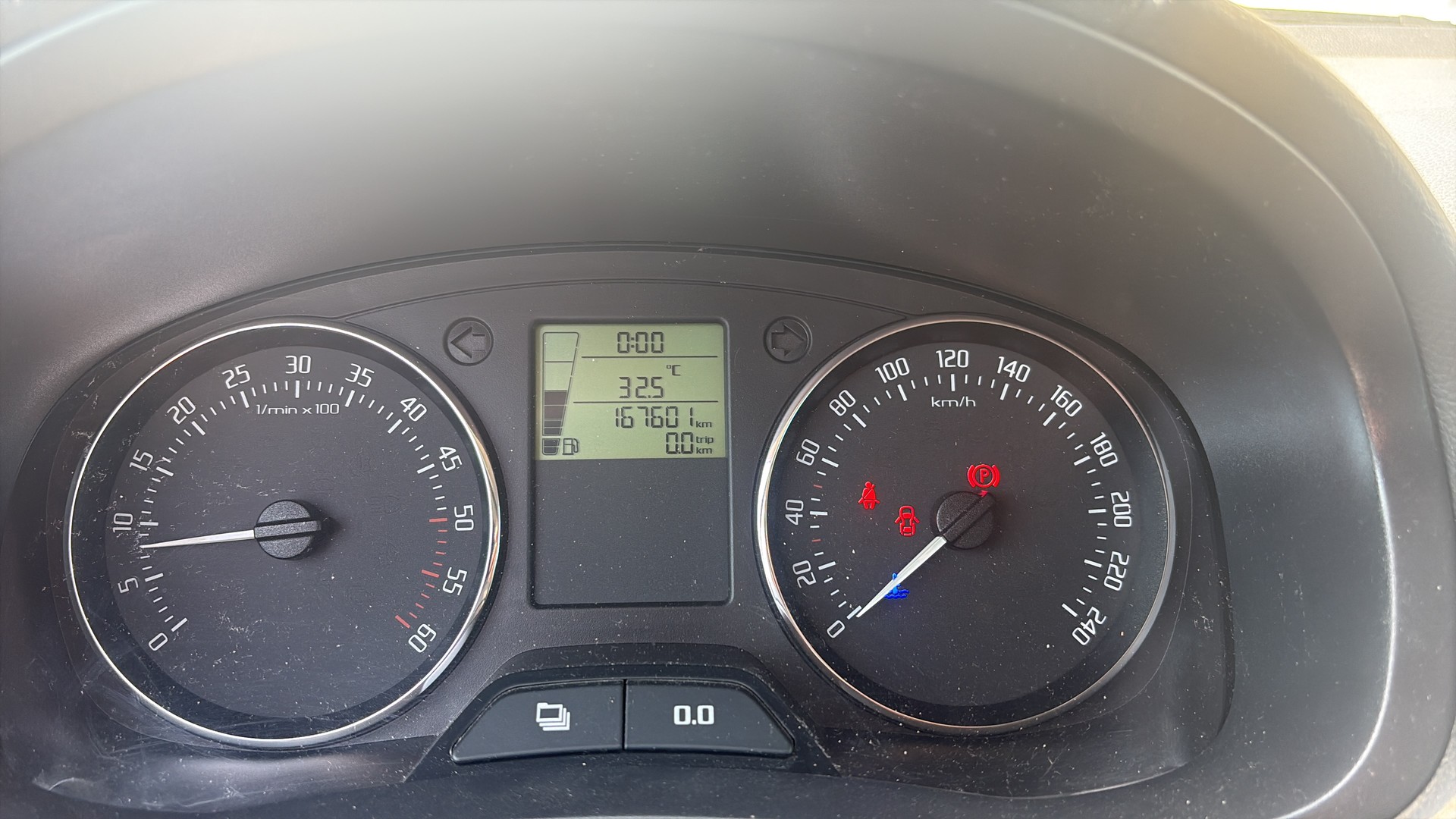 SKODA Fabia 1.6 TDI Classic-image-7
