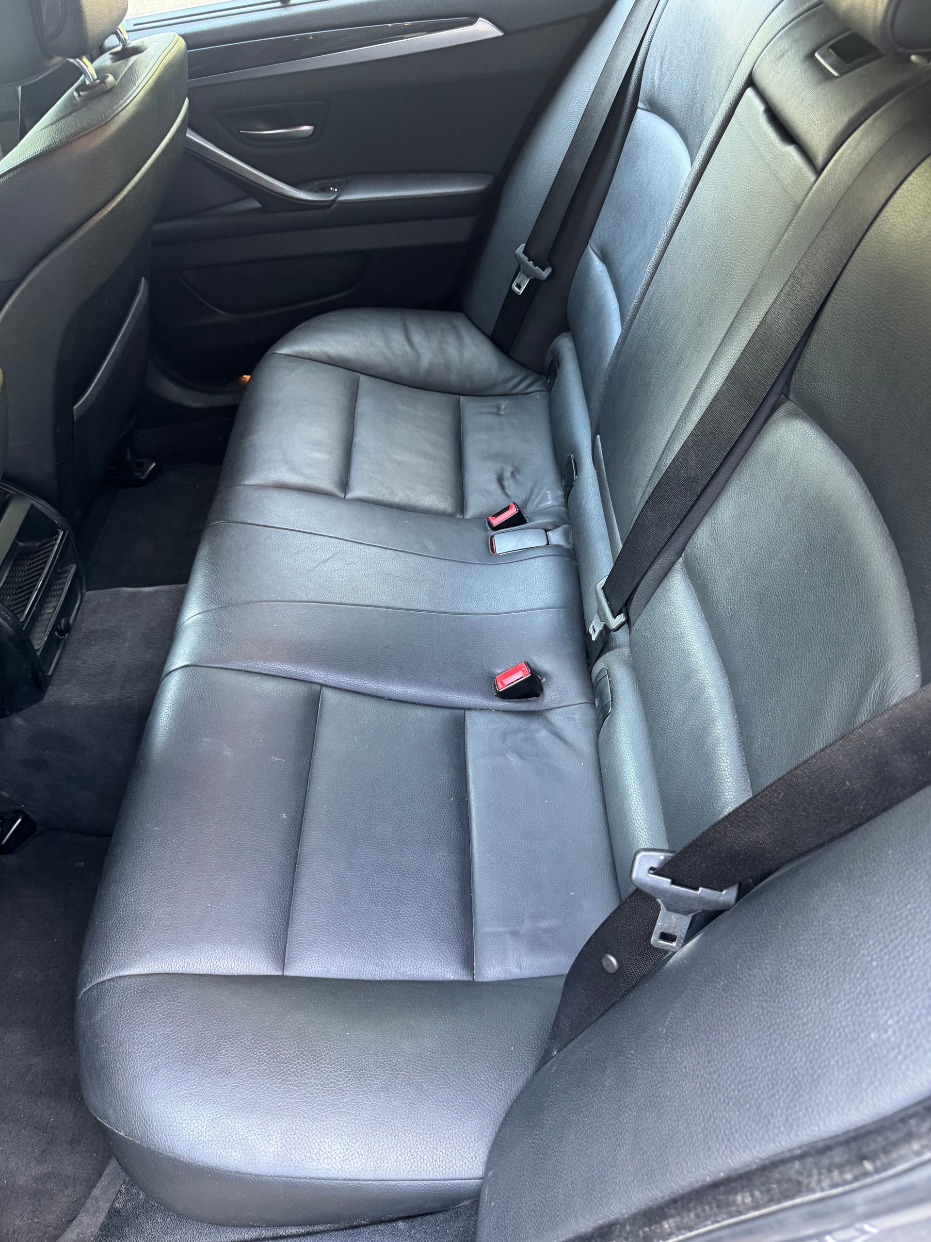 BMW 520d Touring Steptronic-image-13