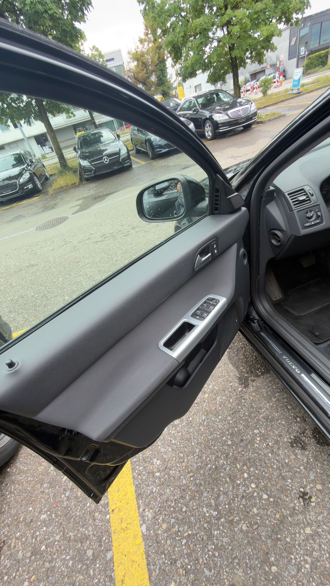 VOLVO V50 D3 Momentum Geartronic-image-10