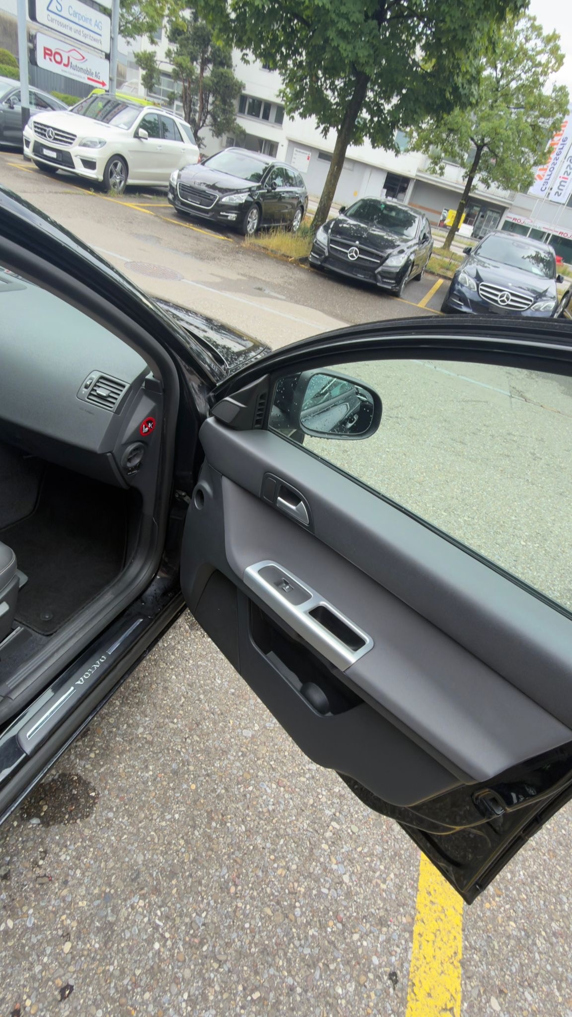 VOLVO V50 D3 Momentum Geartronic-image-11