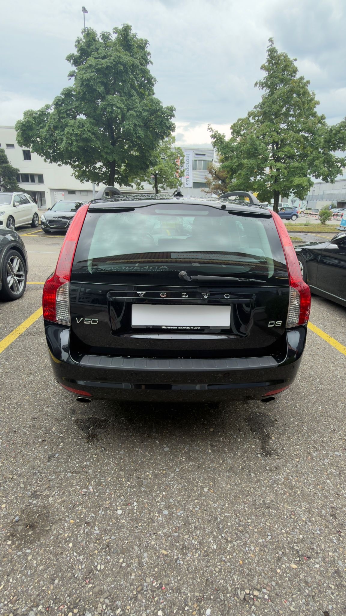 VOLVO V50 D3 Momentum Geartronic-image-3