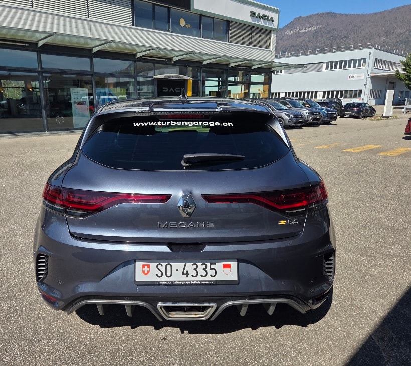 RENAULT Mégane R.S. Ultime 300 EDC-image-3