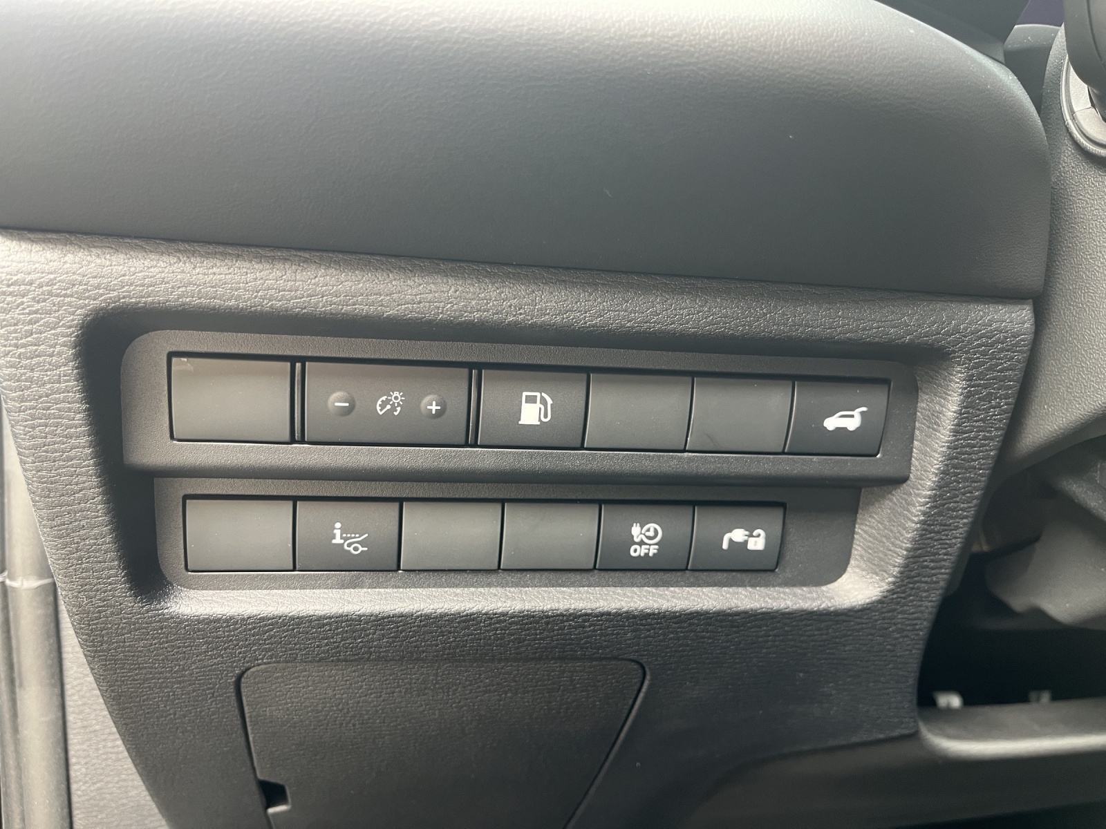 MITSUBISHI Outlander 2.4 PHEV Intense 4x4-image-18