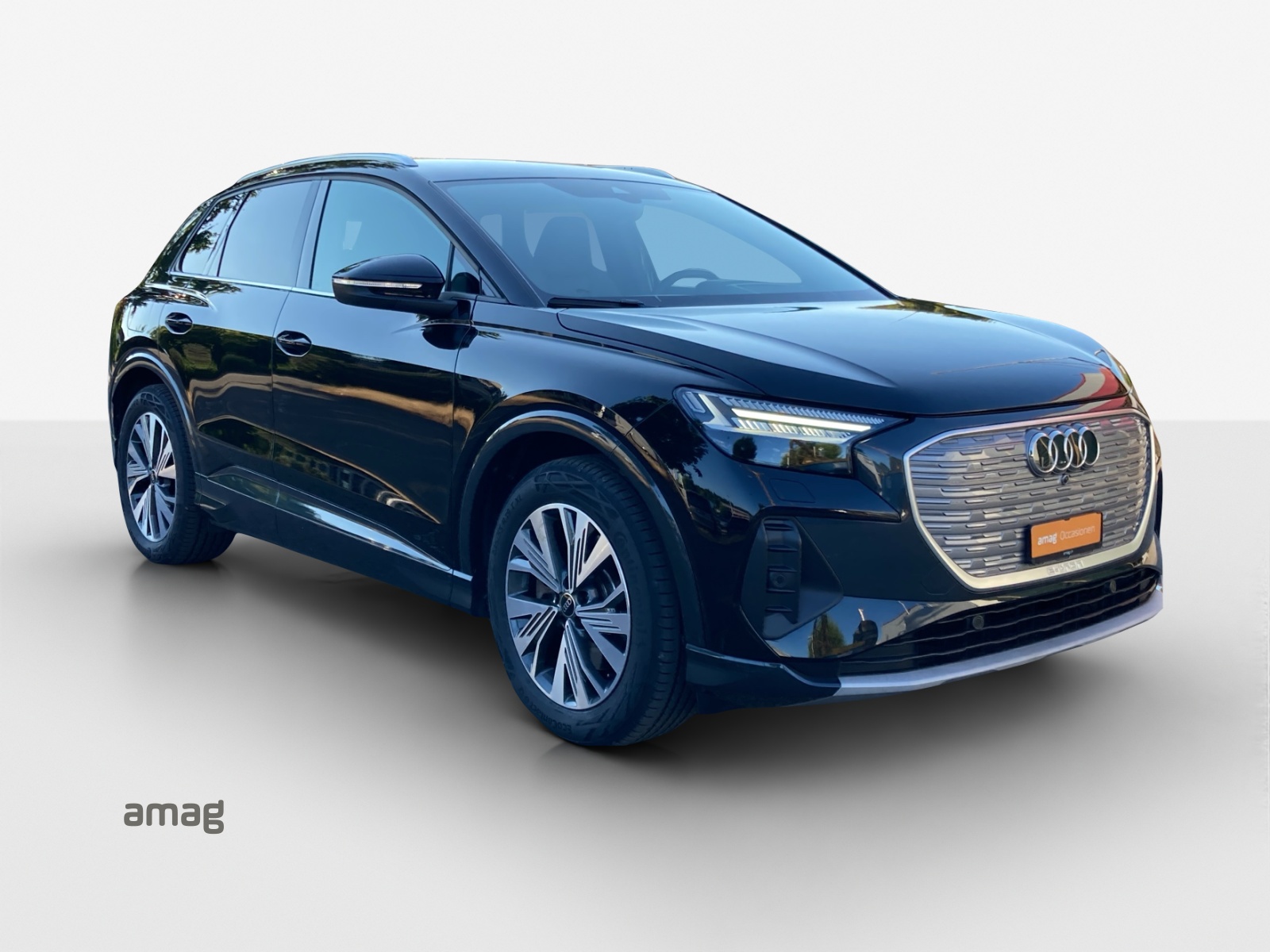 AUDI Q4 e-tron 50 quattro-image-6
