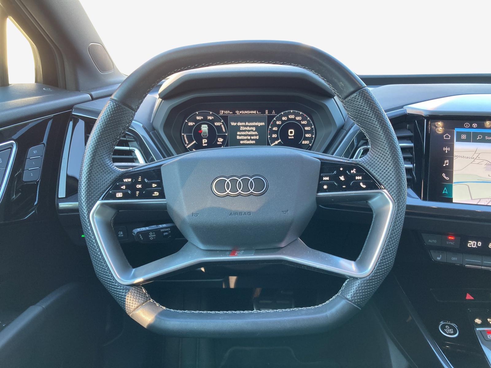 AUDI Q4 e-tron 50 quattro-image-9