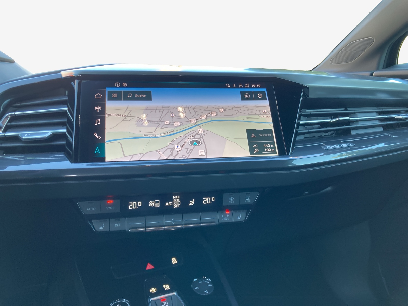 AUDI Q4 e-tron 50 quattro-image-11