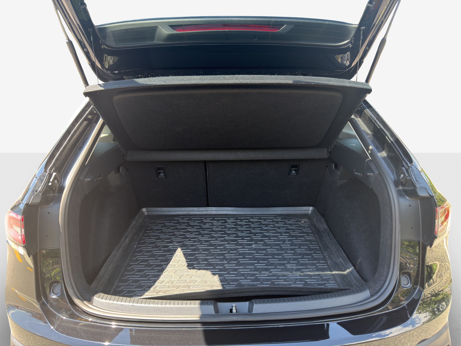 VW Taigo 1.0 TSI Life DSG-image-12