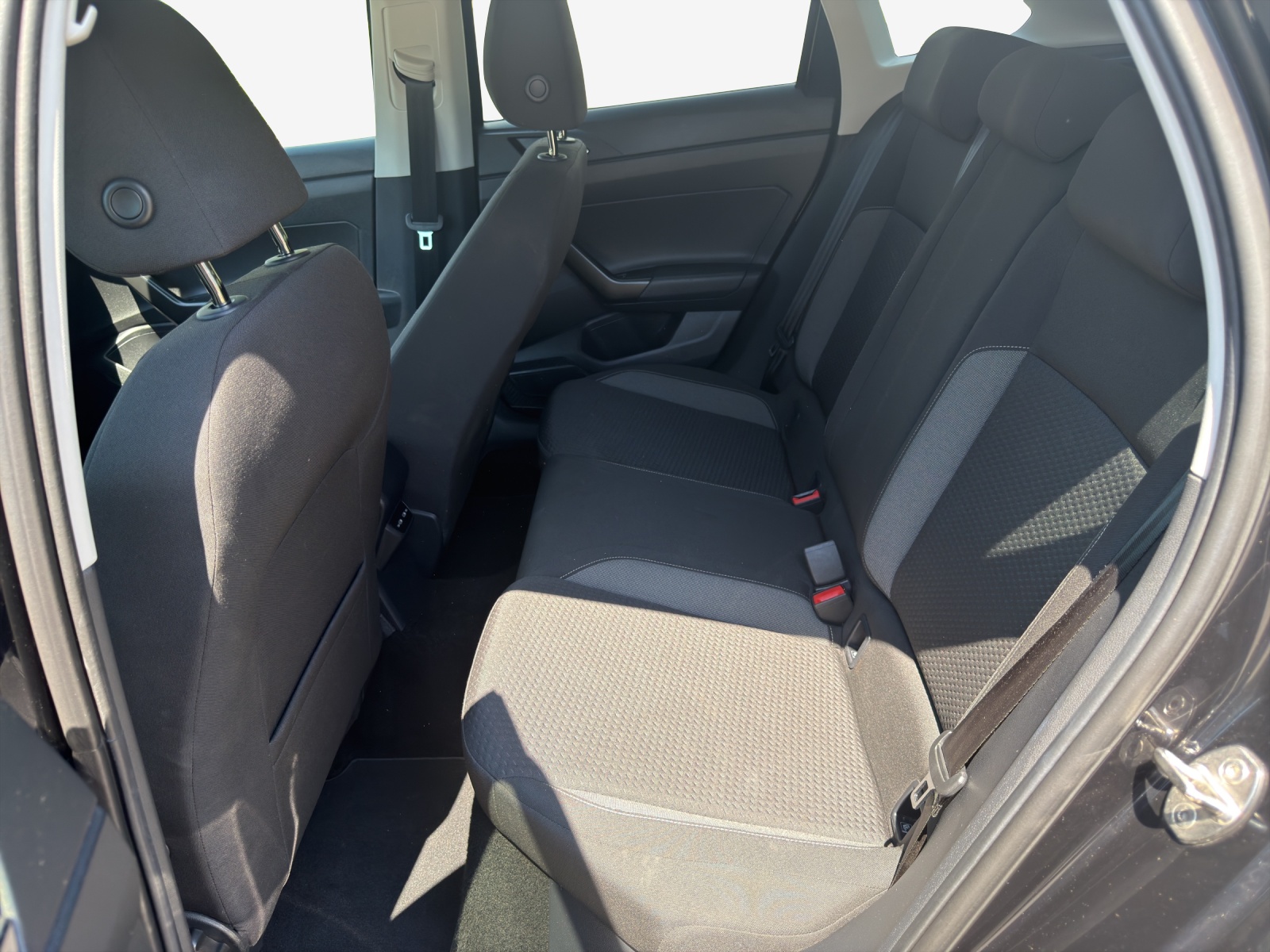VW Taigo 1.0 TSI Life DSG-image-11