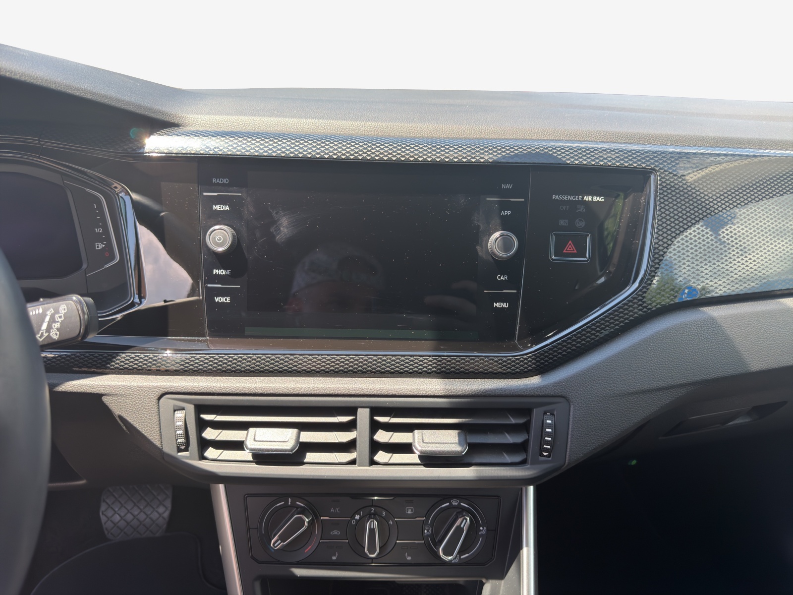 VW Taigo 1.0 TSI Life DSG-image-10