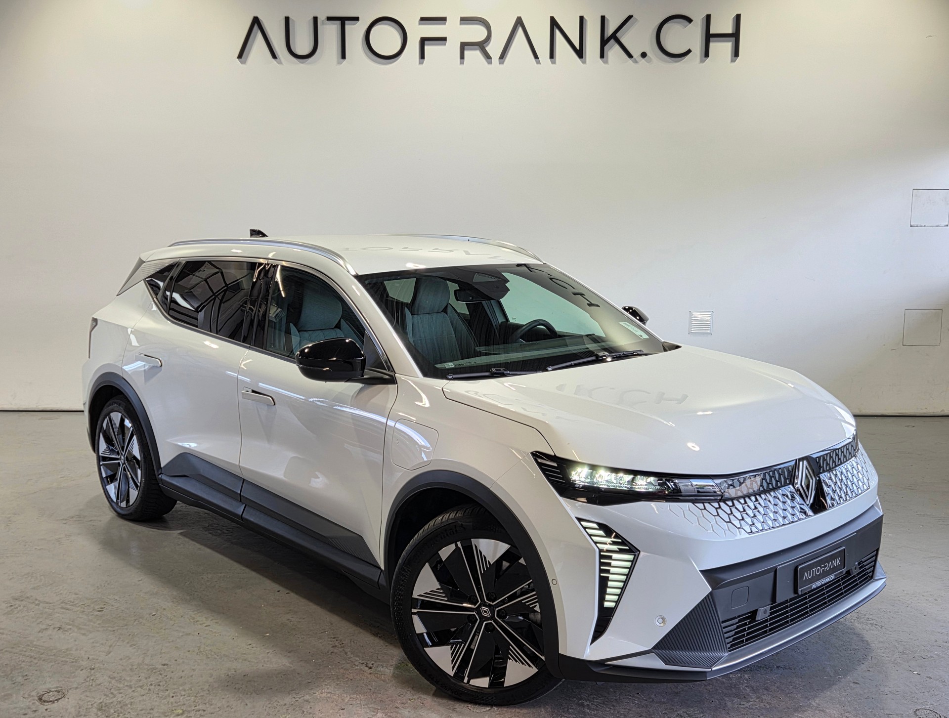 RENAULT Scénic E-Tech techno-image-15