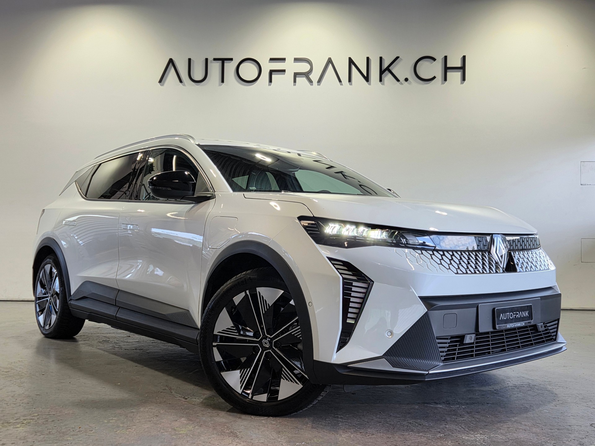 RENAULT Scénic E-Tech techno-image-19