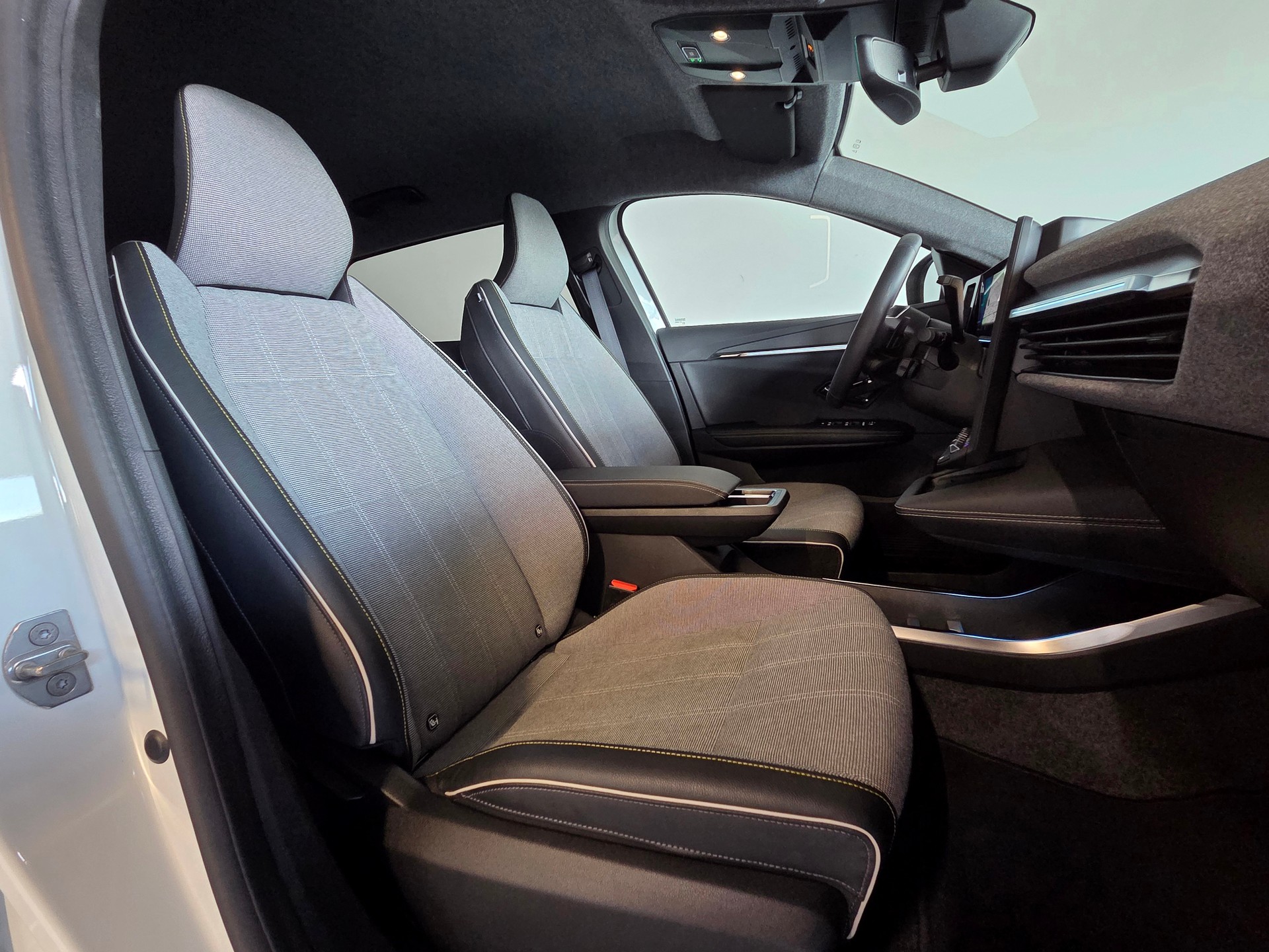 RENAULT Scénic E-Tech techno-image-4
