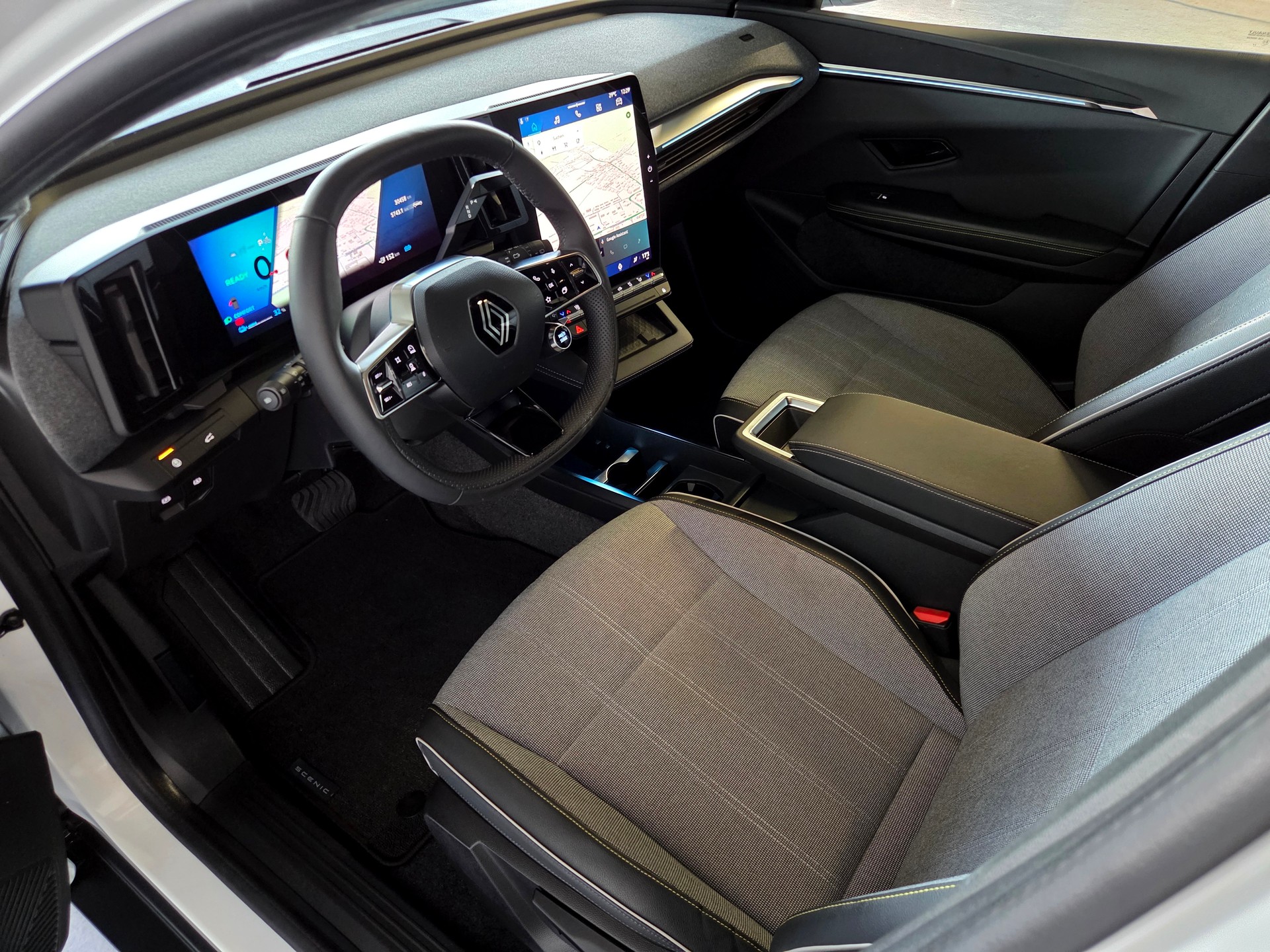 RENAULT Scénic E-Tech techno-image-3