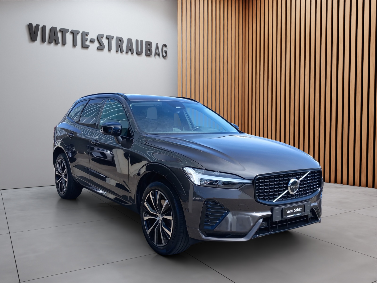 VOLVO XC60 2.0 T6 TE Plus Dark eAWD-image-6