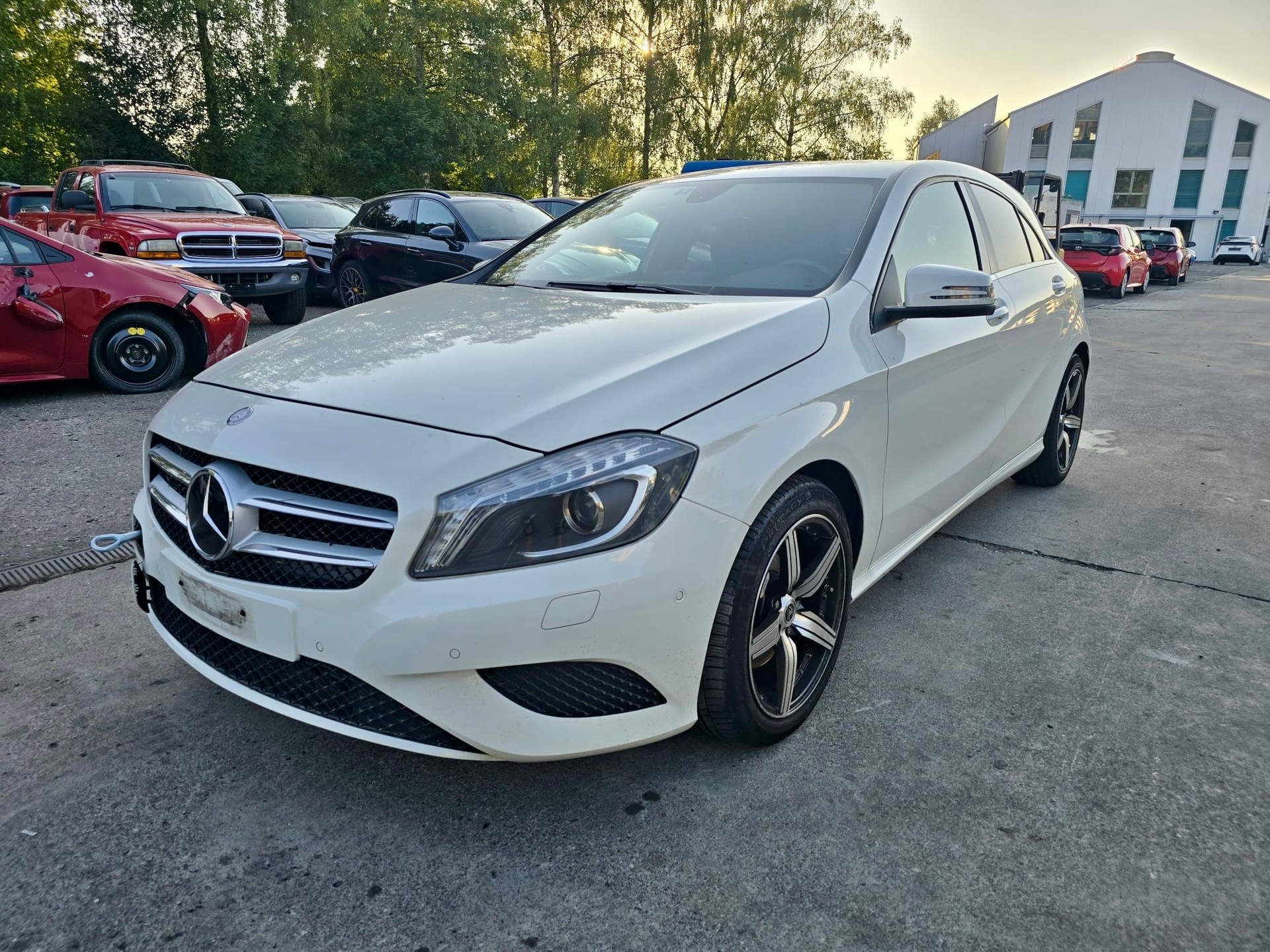 MERCEDES-BENZ A 180 Style 7G-DCT-image-1