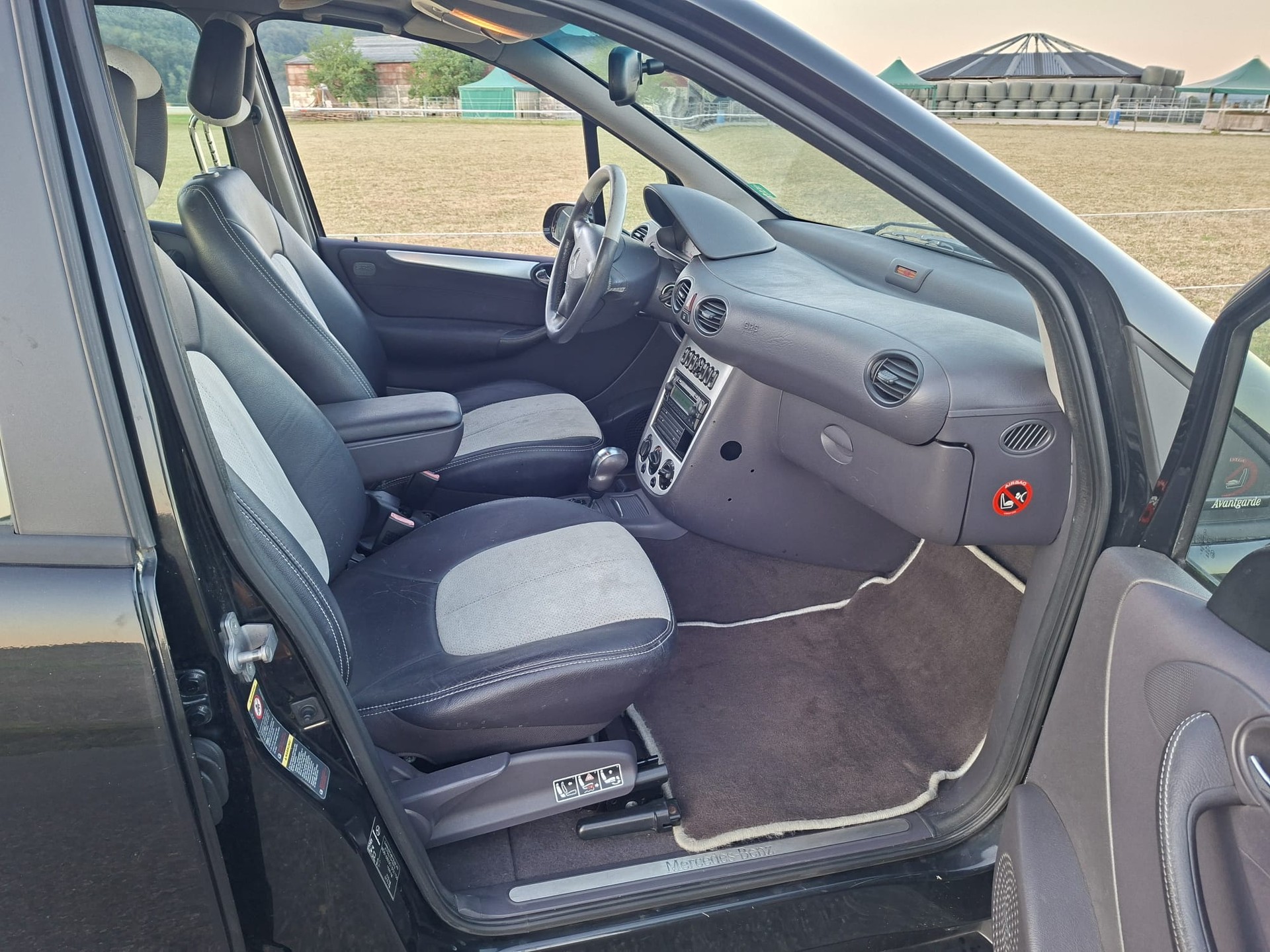 MERCEDES-BENZ A 210 Evolution-image-6